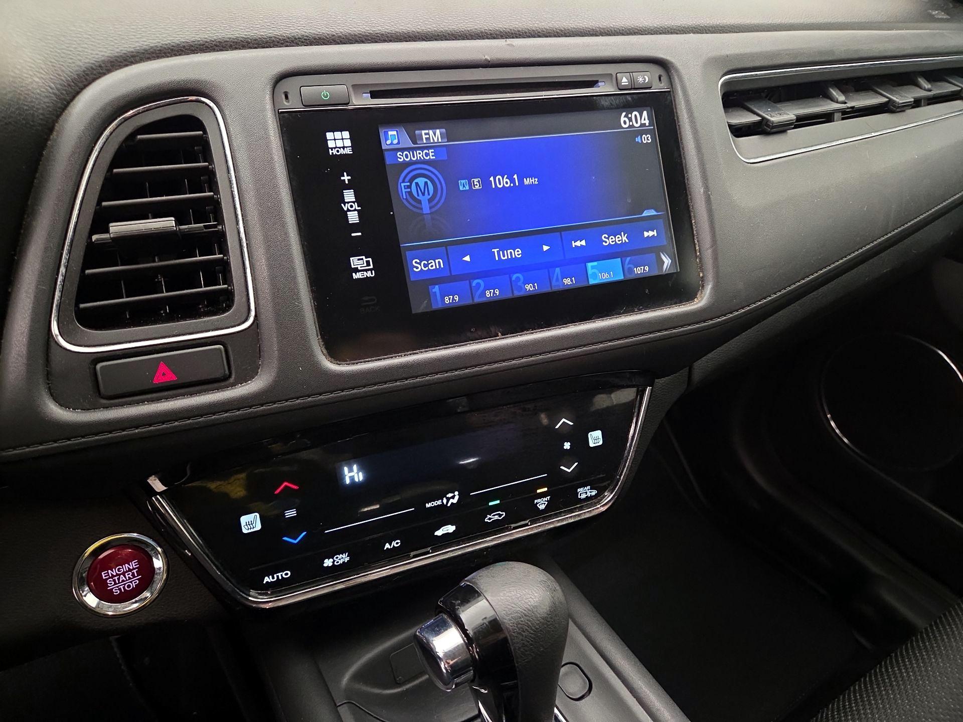 Thumbnail: 2016 Honda HR-V - 15