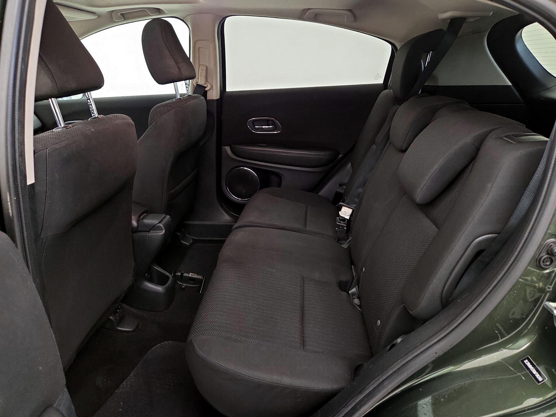 Thumbnail: 2016 Honda HR-V - 20