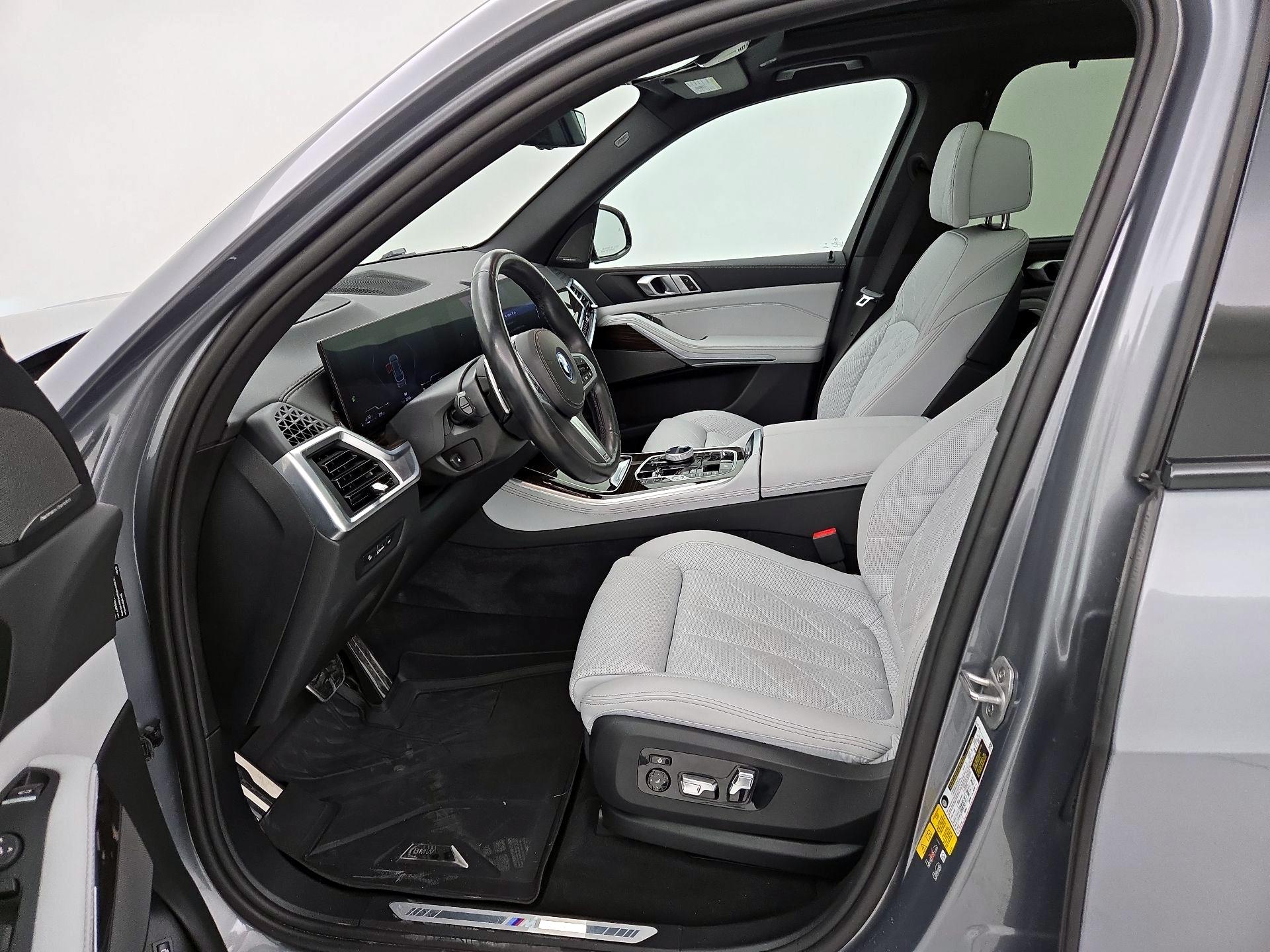 Thumbnail: 2024 BMW X5 - 11