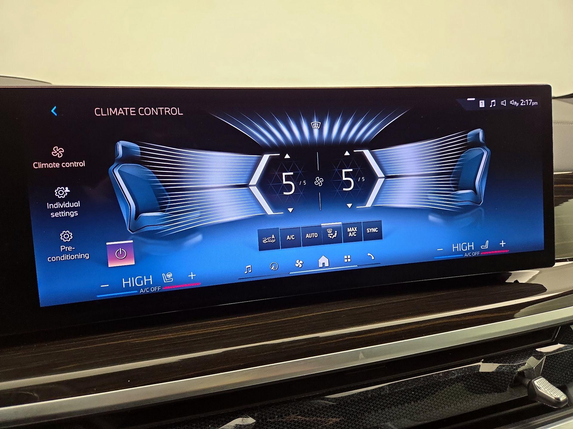 Thumbnail: 2024 BMW X5 - 17