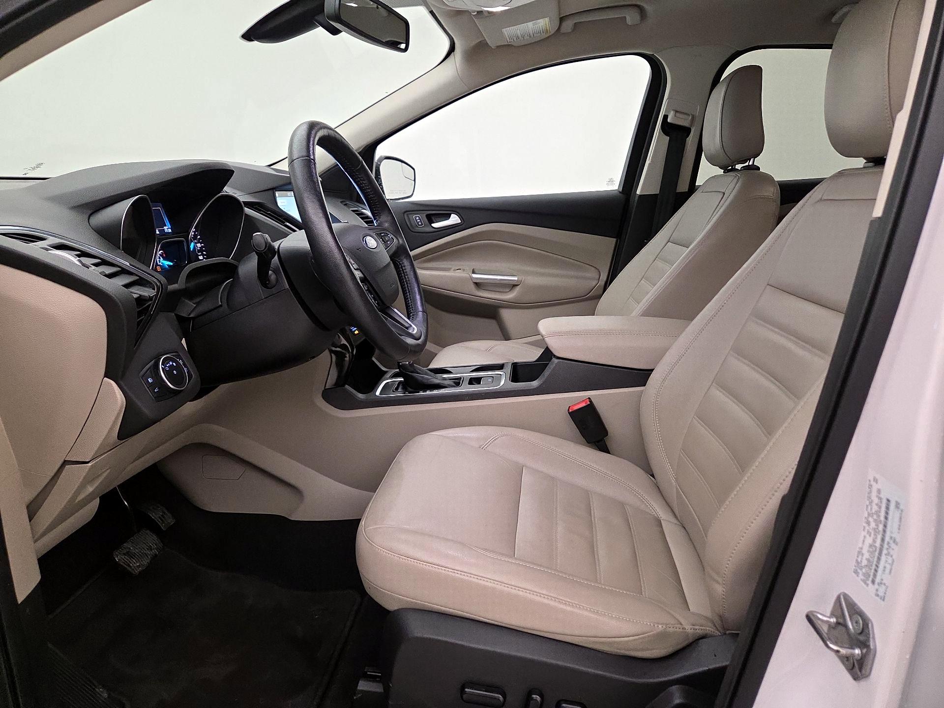 Thumbnail: 2019 Ford Escape - 11