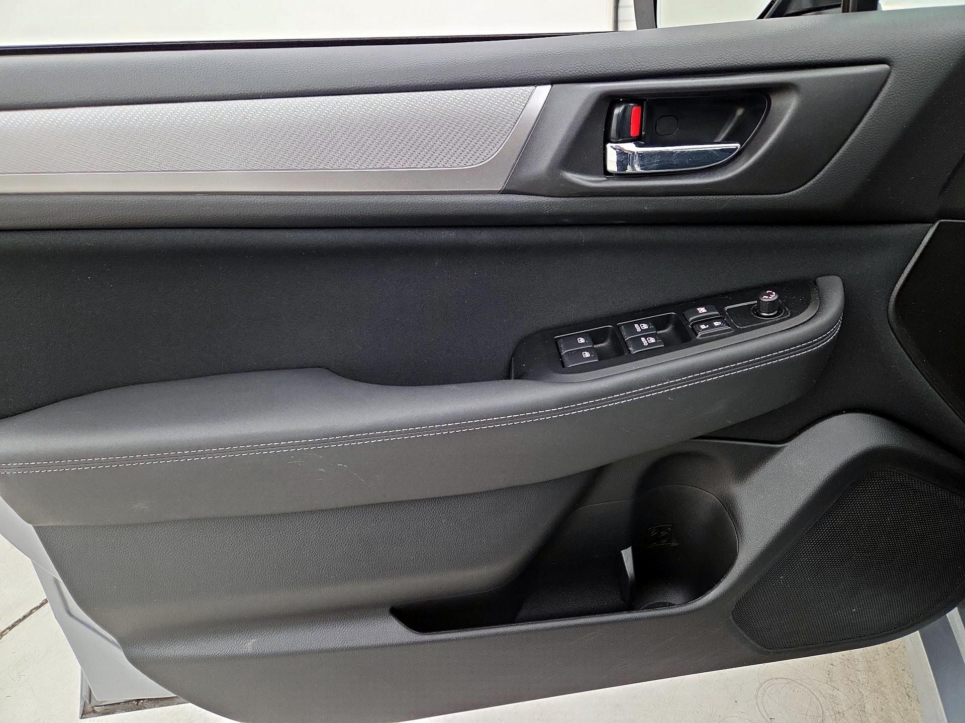 Thumbnail: 2017 Subaru Legacy - 12