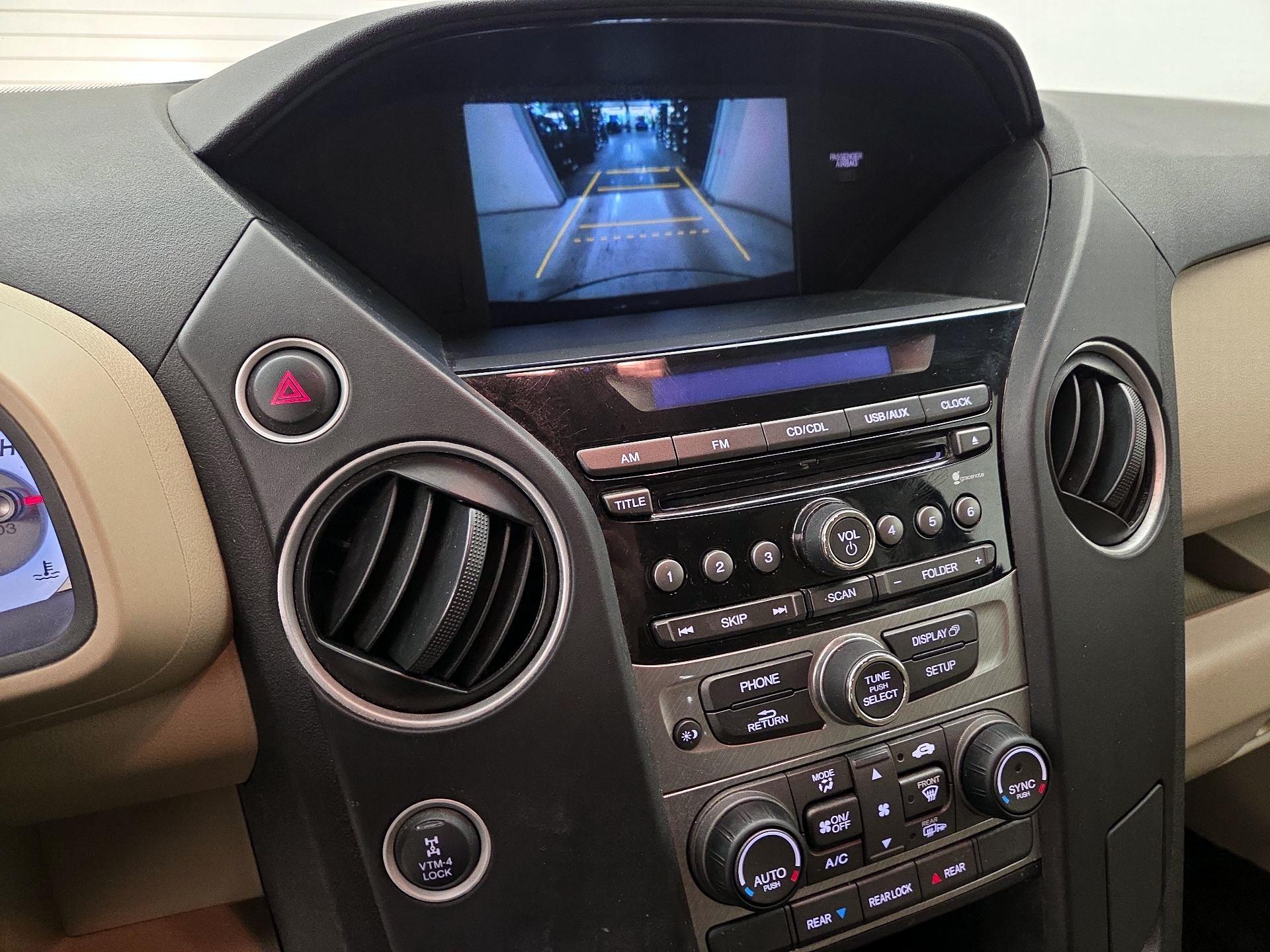 Thumbnail: 2014 Honda Pilot - 14