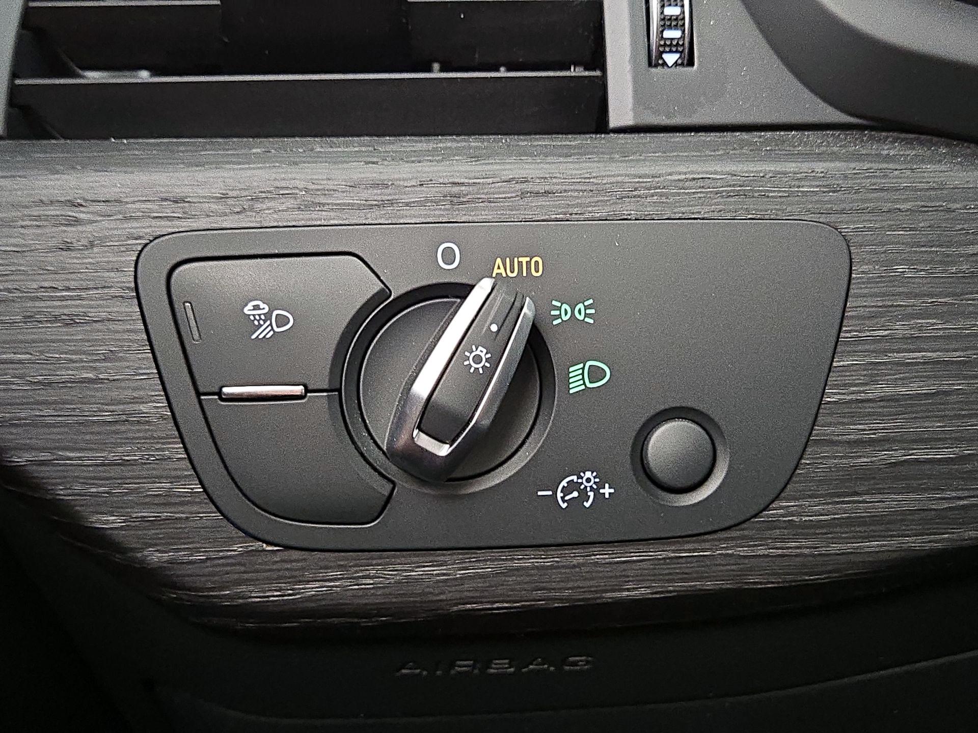 Thumbnail: 2022 Audi A4 - 13