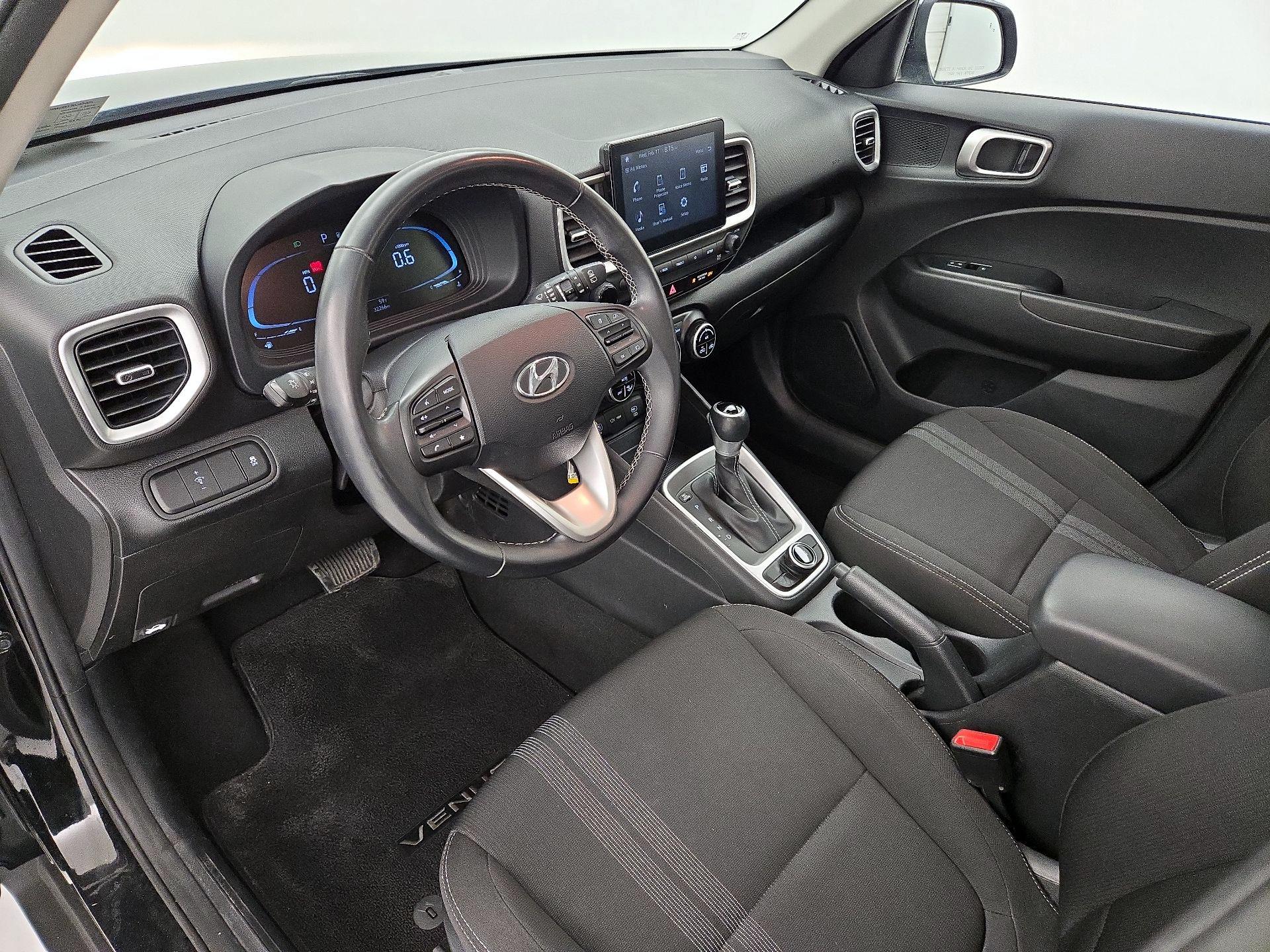 Thumbnail: 2023 Hyundai Venue - 11