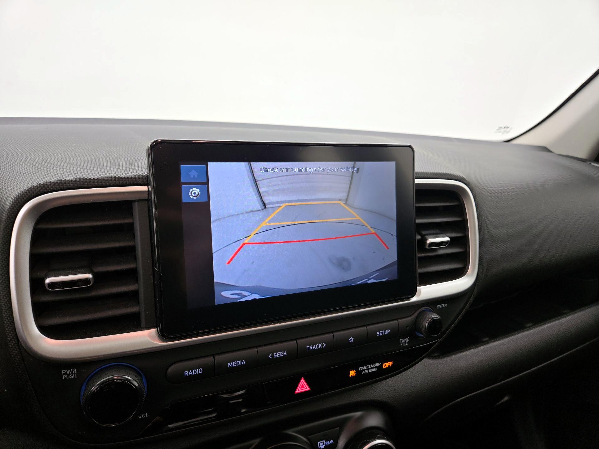 Thumbnail: 2023 Hyundai Venue - 14