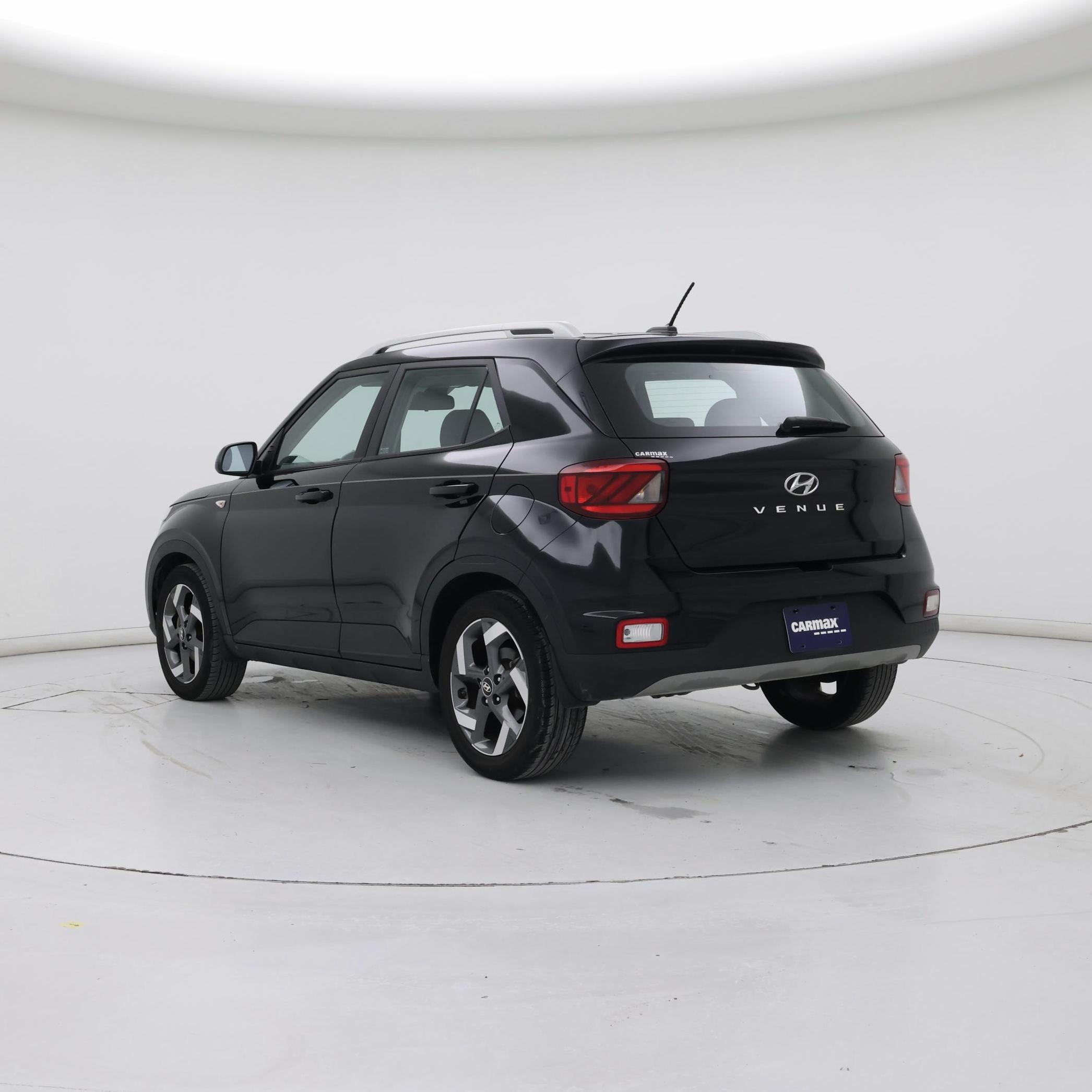 Thumbnail: 2023 Hyundai Venue - 2