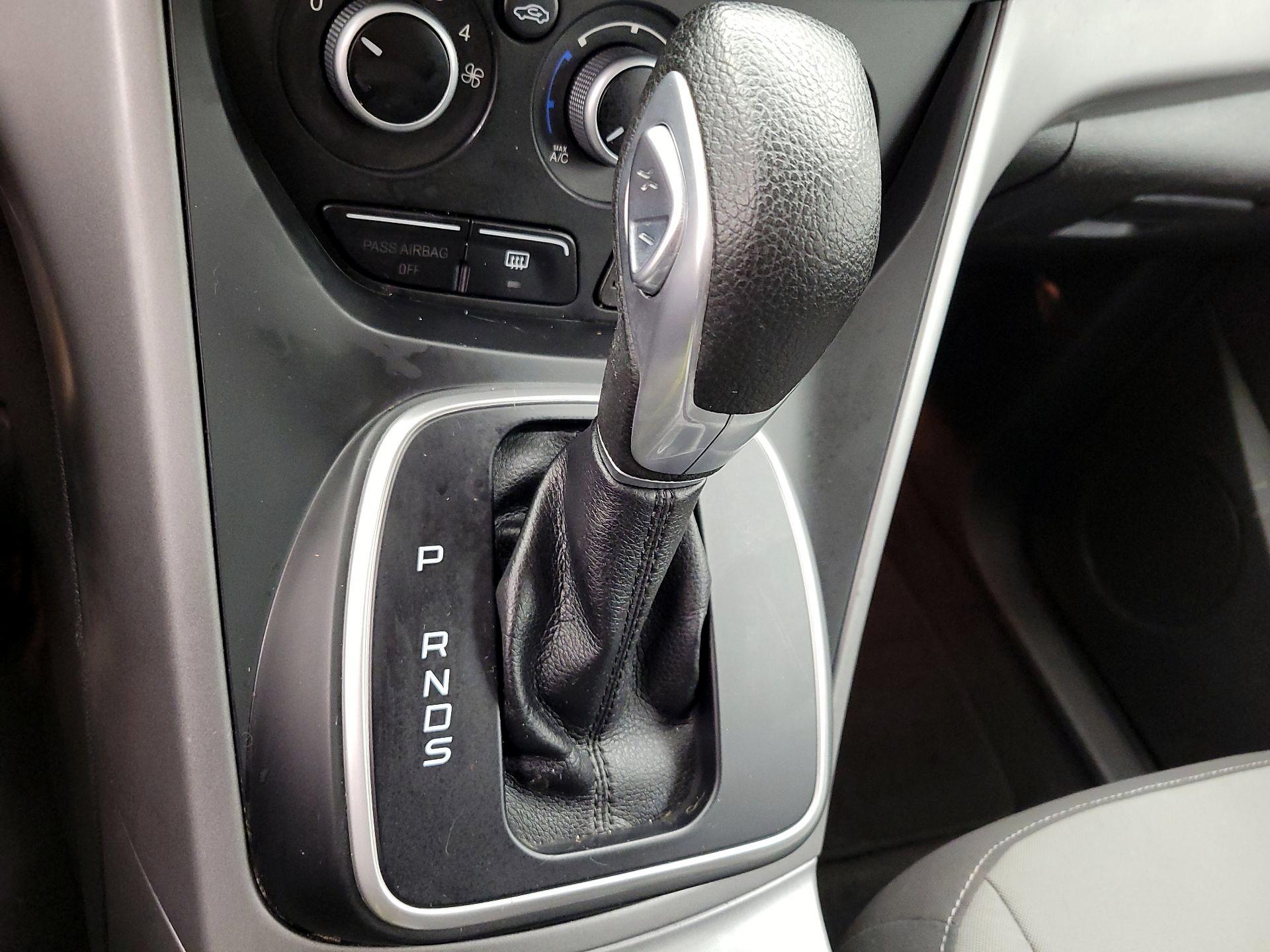 Thumbnail: 2014 Ford Escape - 17