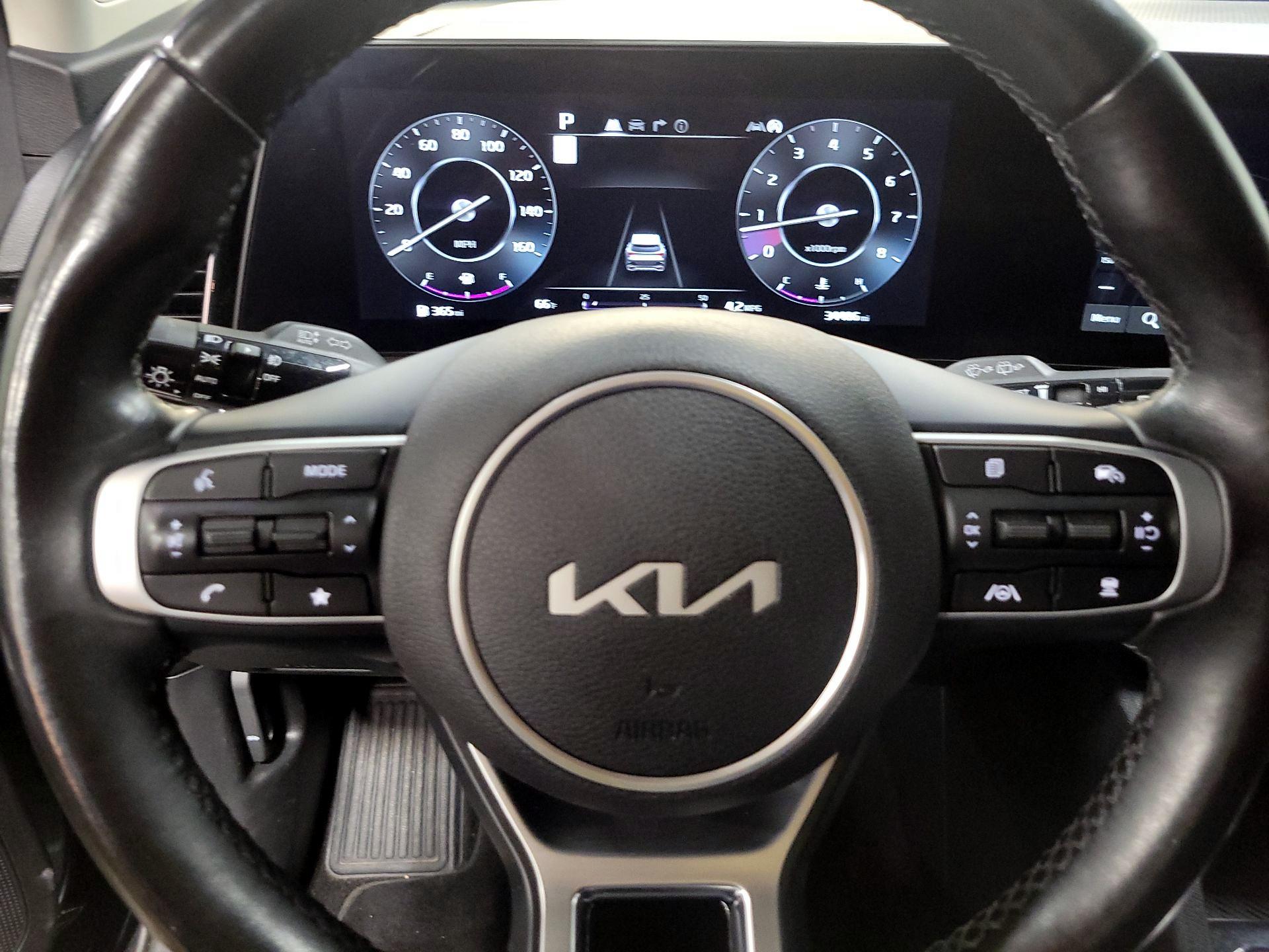 Thumbnail: 2023 Kia Sportage - 10