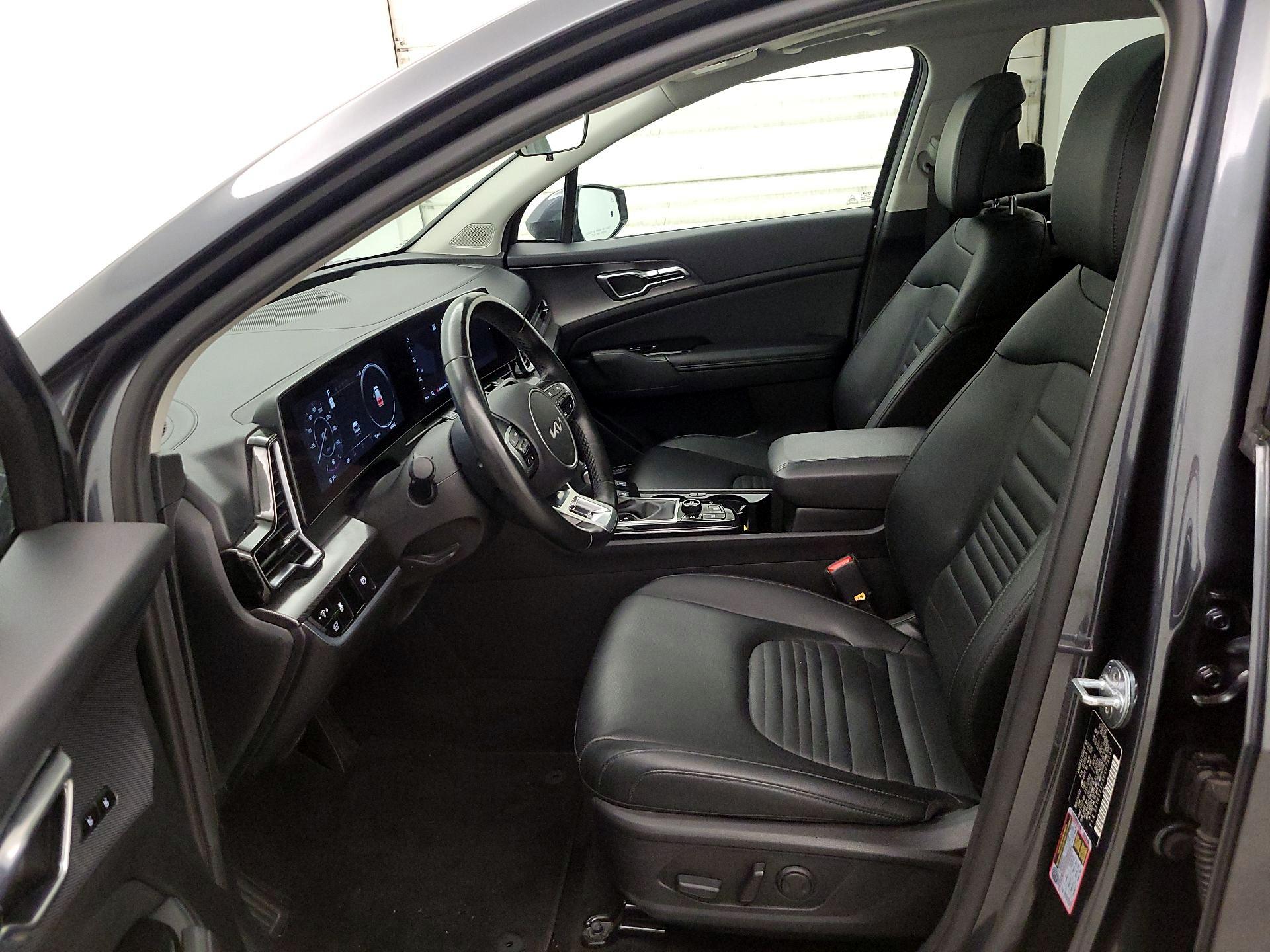 Thumbnail: 2023 Kia Sportage - 11