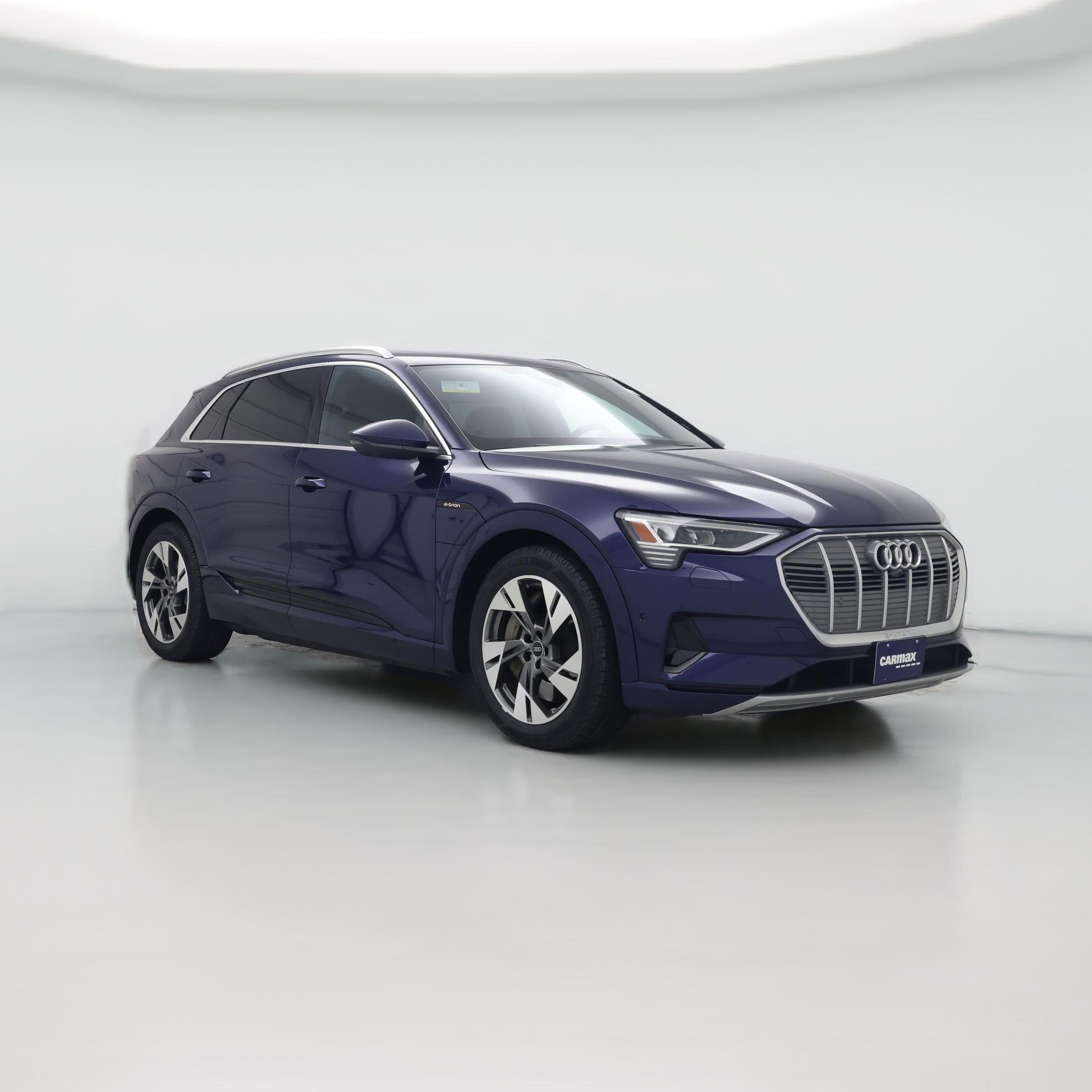 Thumbnail: 2022 Audi e-tron - 1