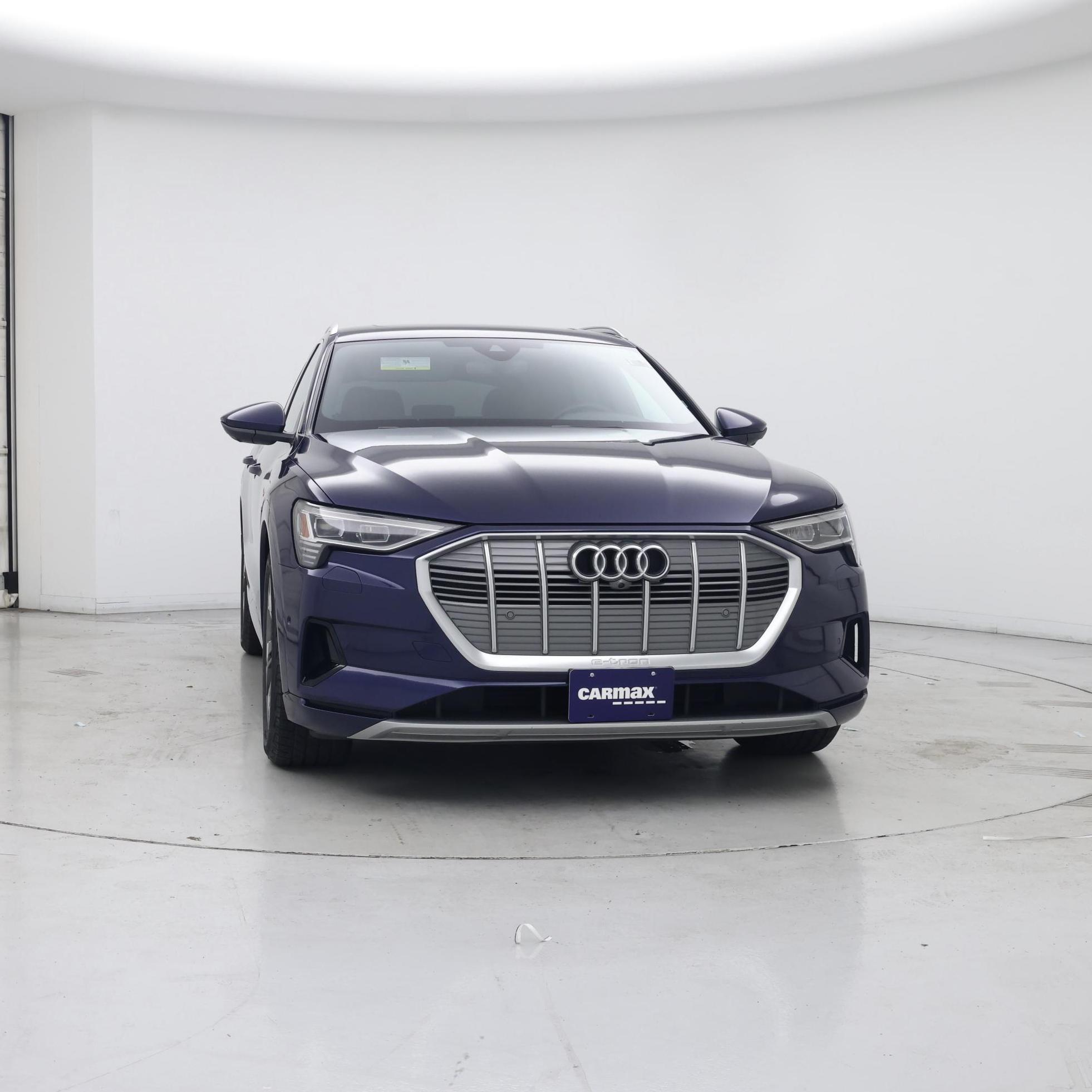 Thumbnail: 2022 Audi e-tron - 5
