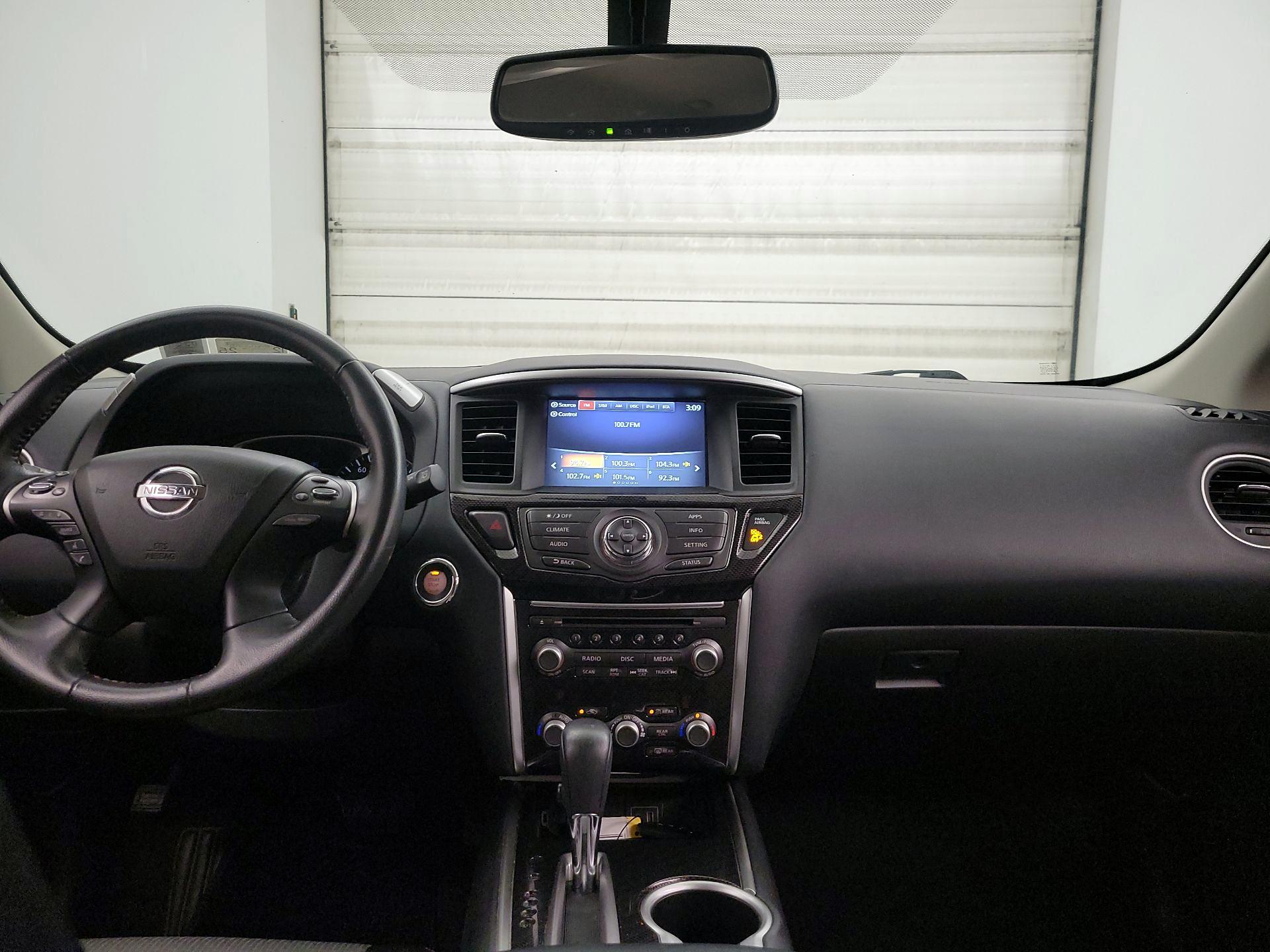 Thumbnail: 2020 Nissan Pathfinder - 9