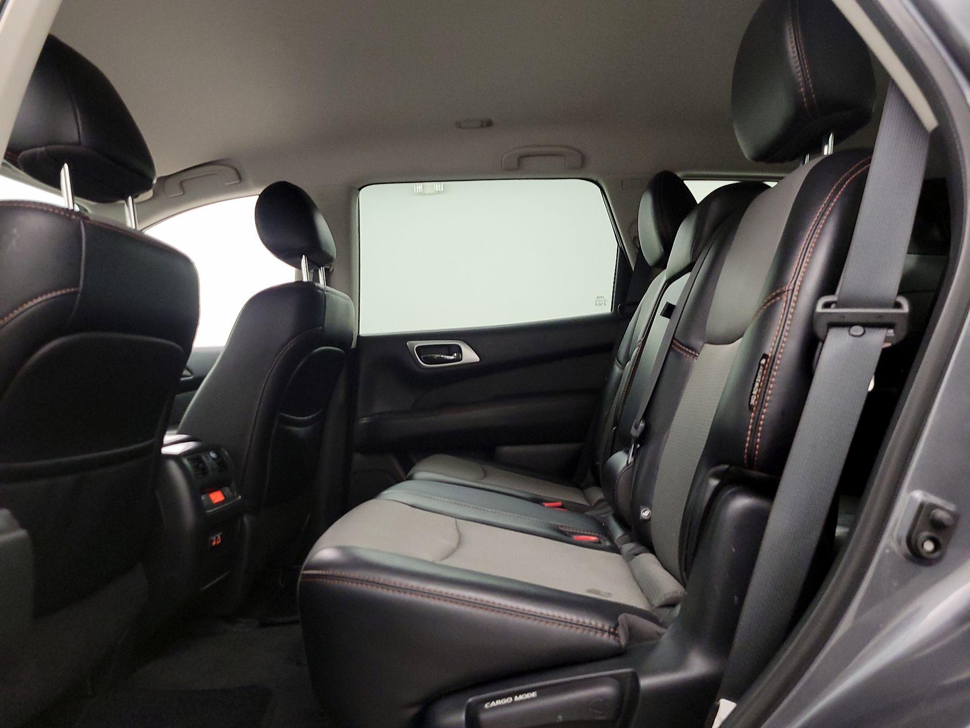 Thumbnail: 2020 Nissan Pathfinder - 19