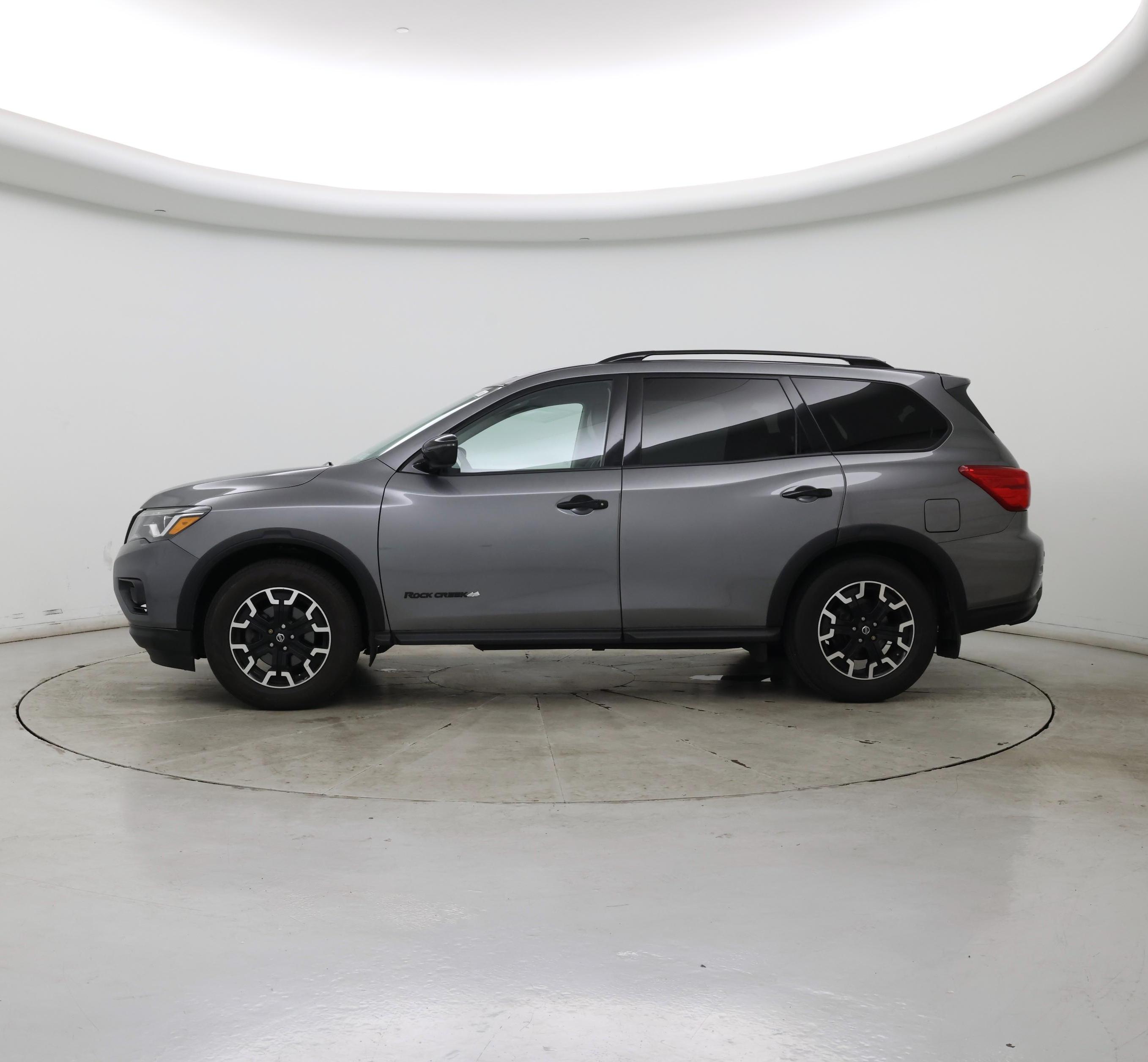 Thumbnail: 2020 Nissan Pathfinder - 3
