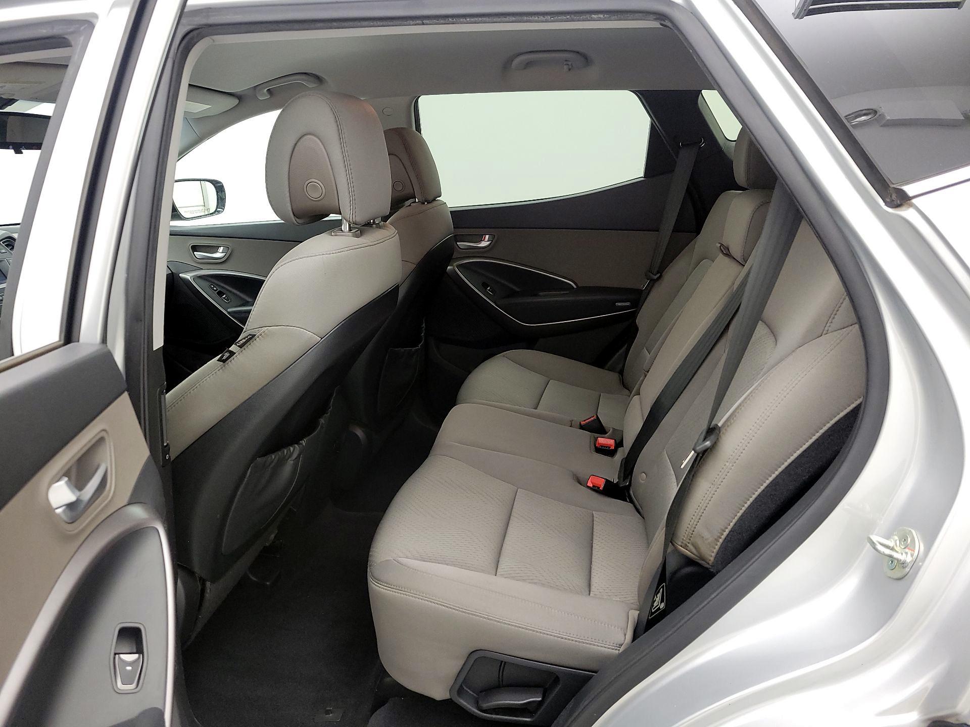 Thumbnail: 2014 Hyundai Santa Fe - 19