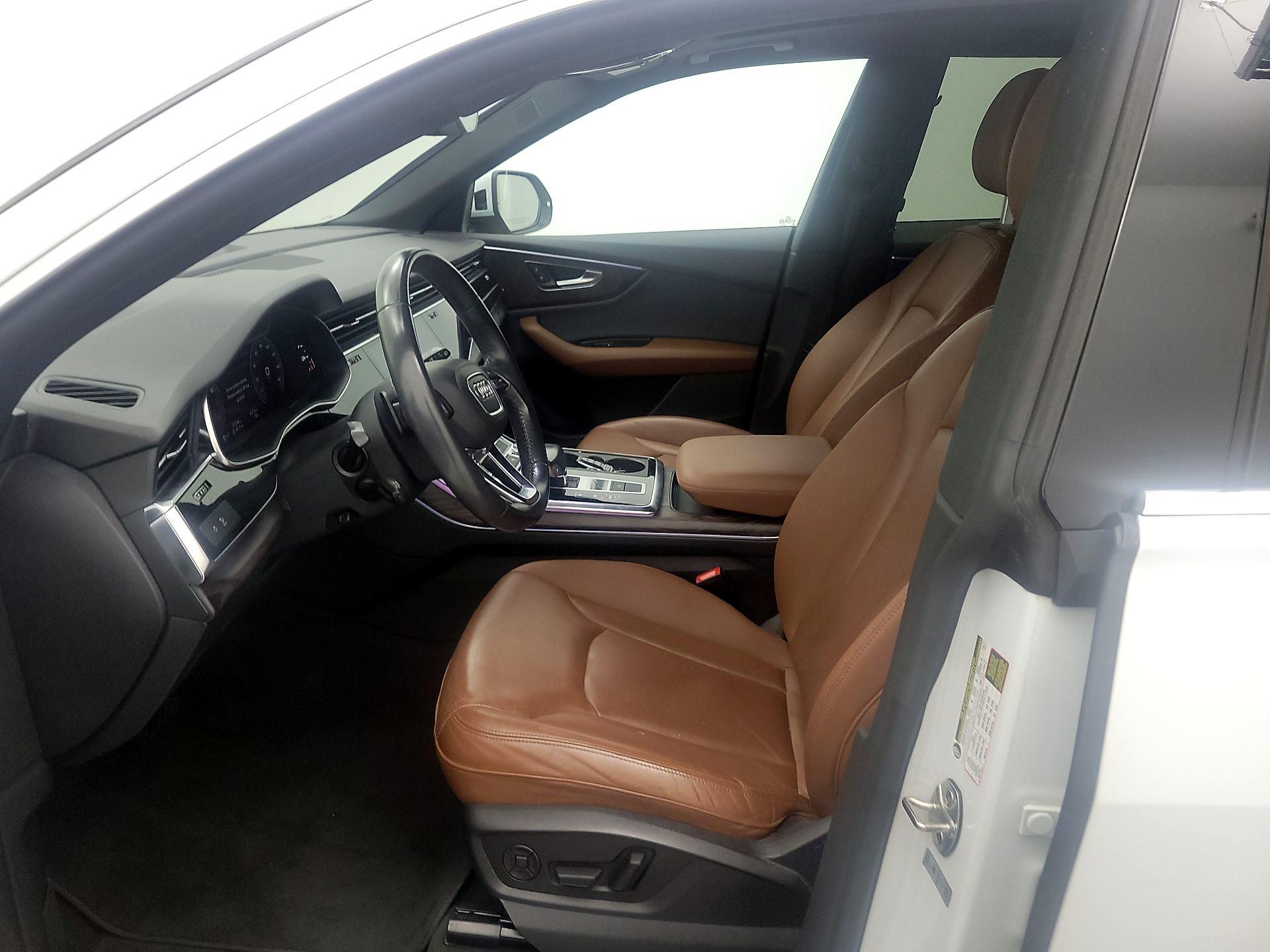 Thumbnail: 2019 Audi Q8 - 11