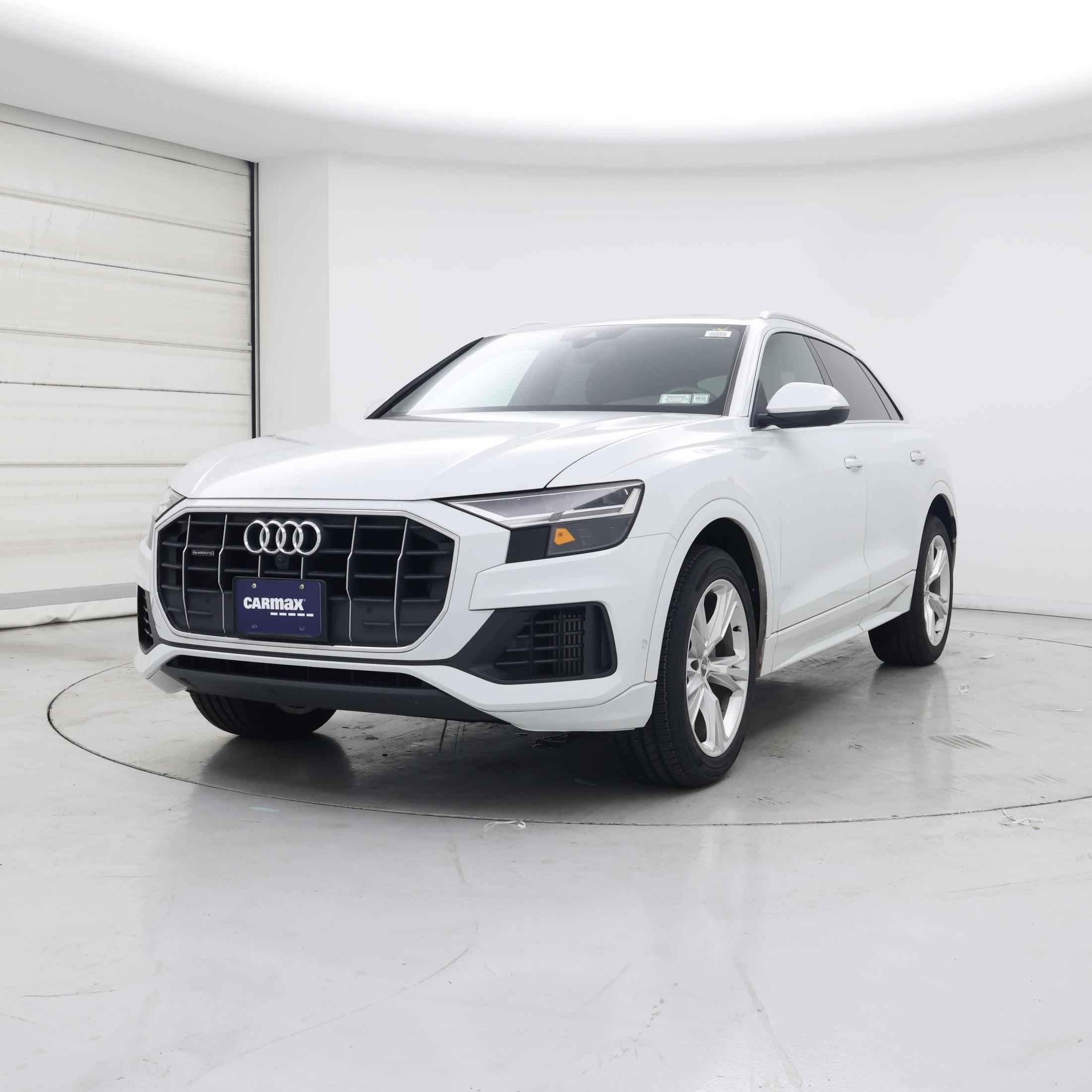 Thumbnail: 2019 Audi Q8 - 4