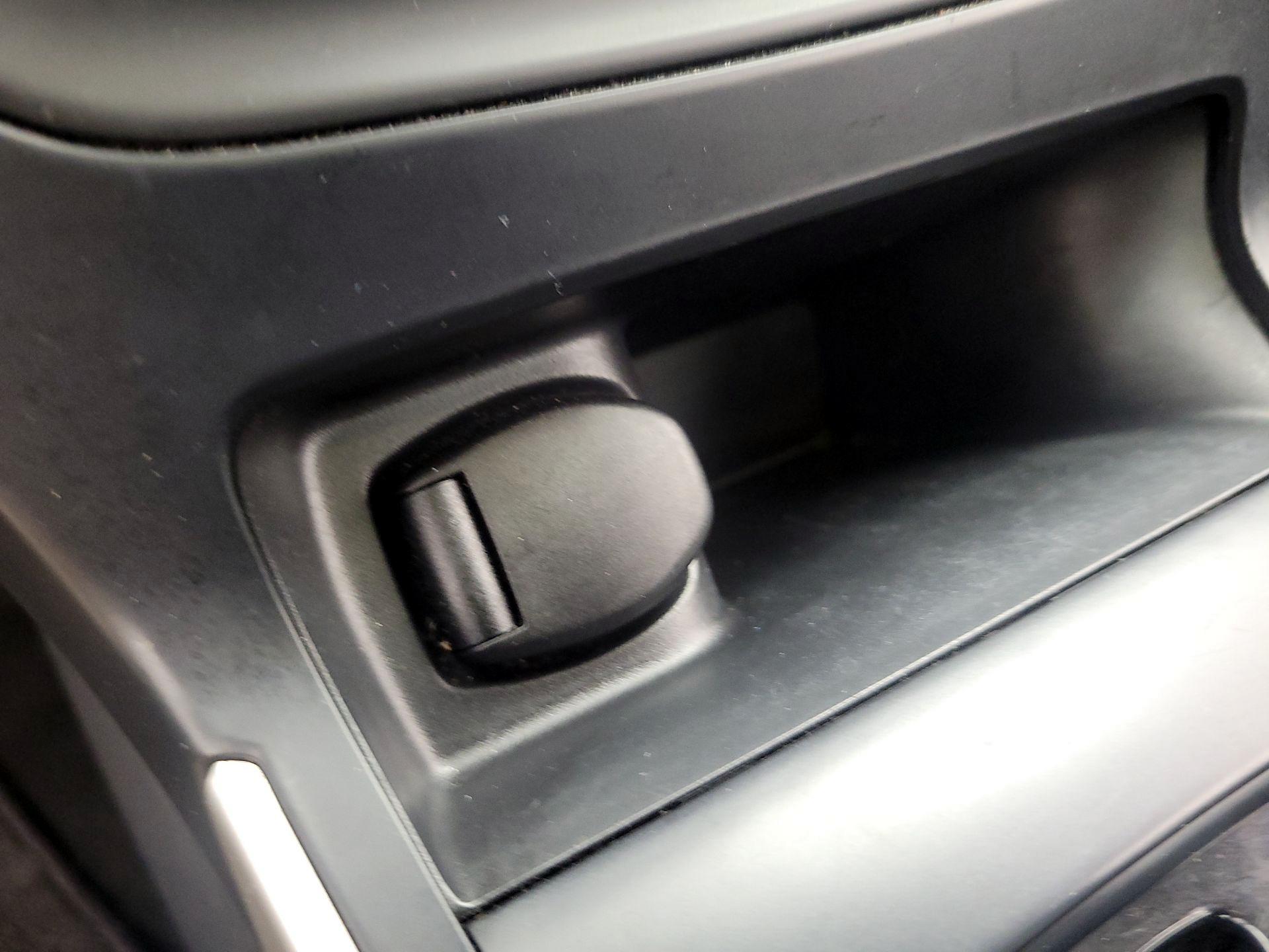 Thumbnail: 2018 Nissan Sentra - 19