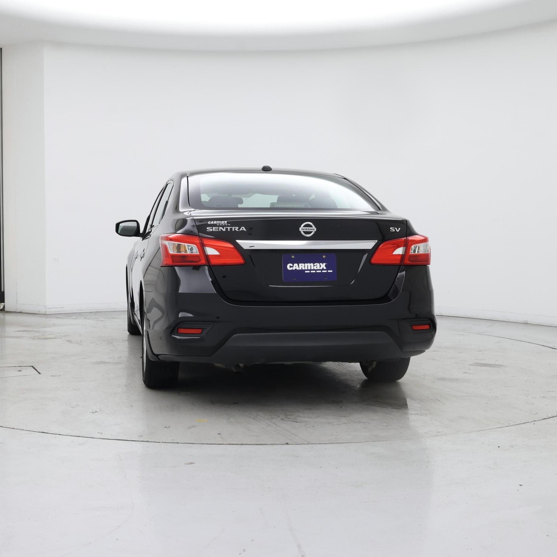 Thumbnail: 2018 Nissan Sentra - 6