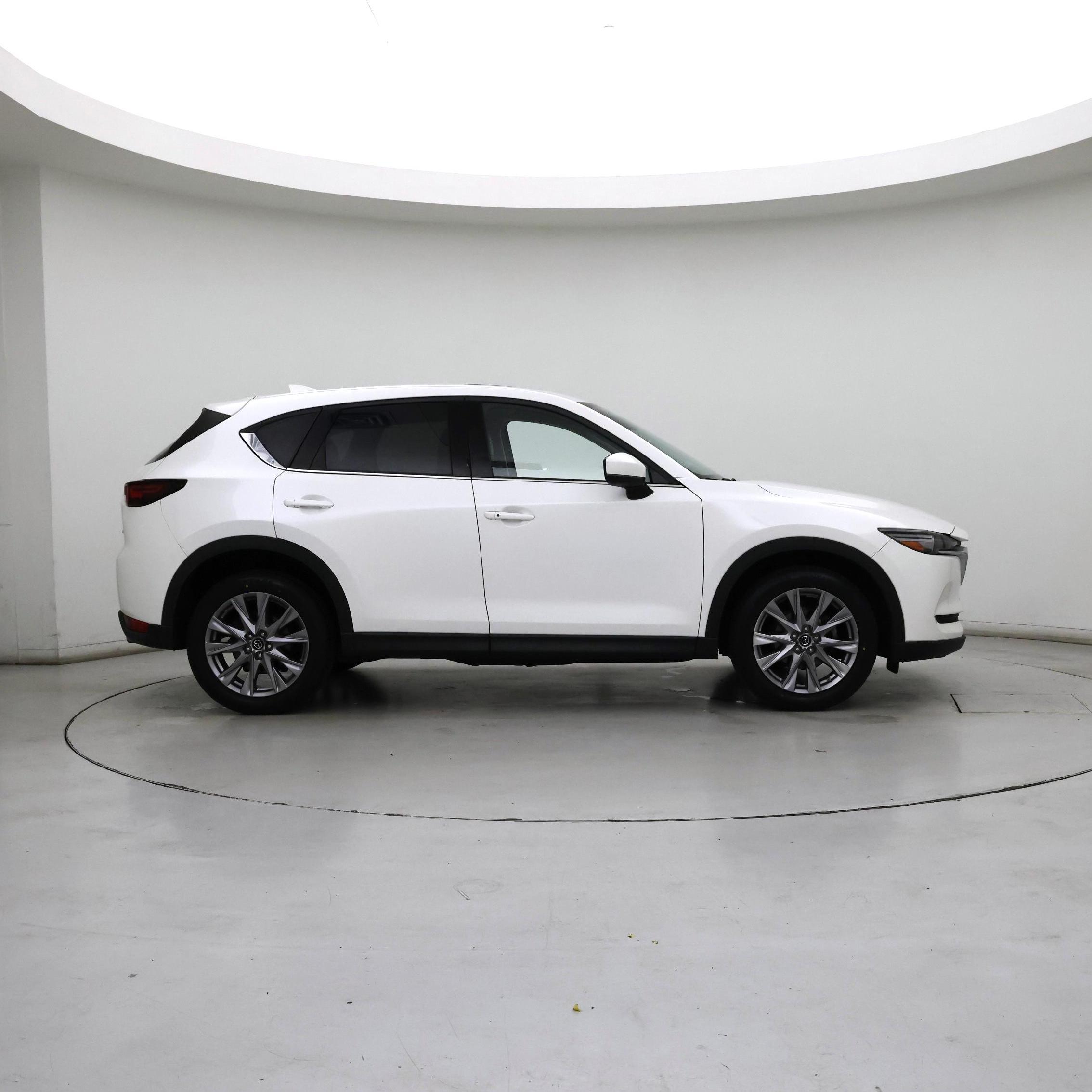 Thumbnail: 2020 Mazda CX-5 - 7