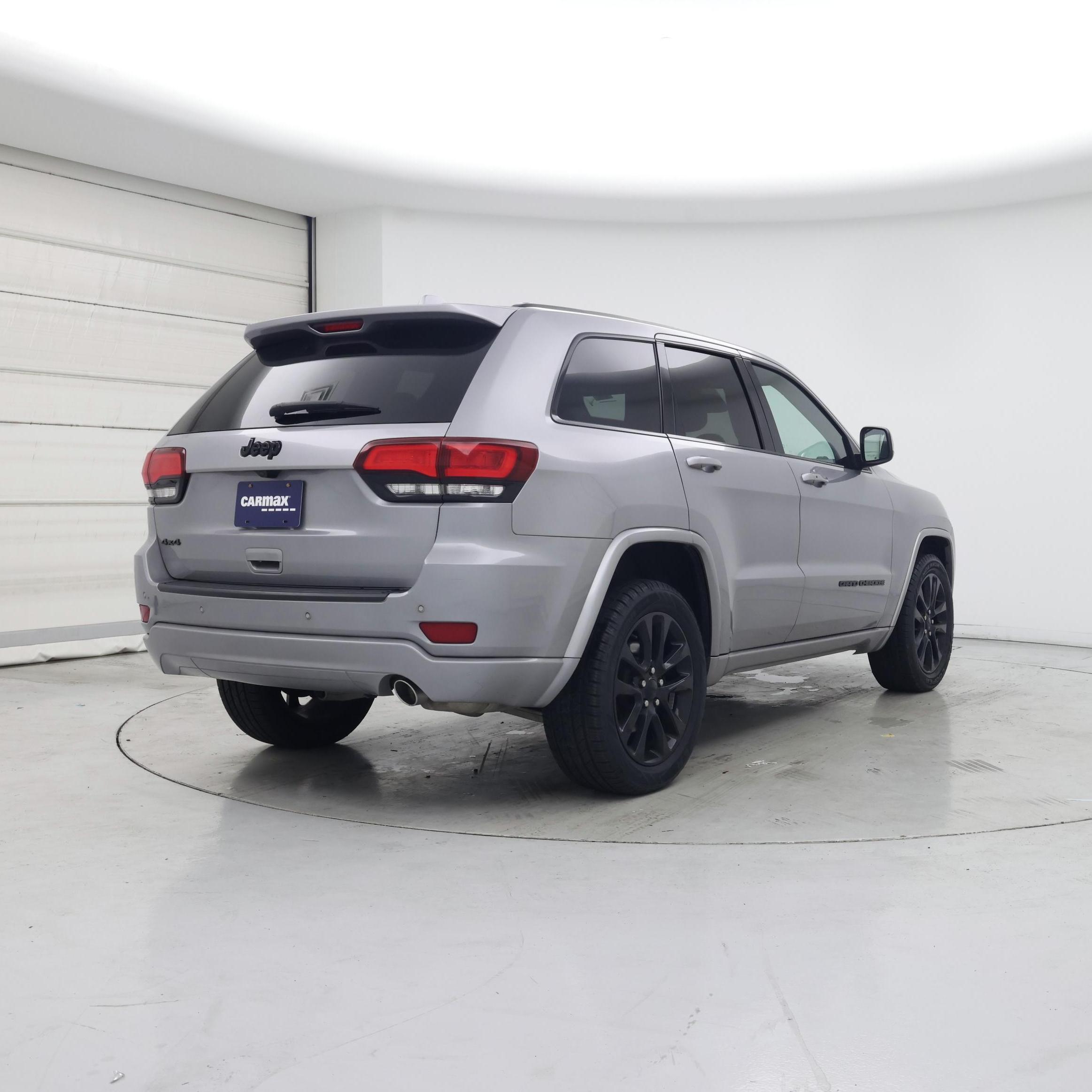 Thumbnail: 2021 Jeep Grand Cherokee - 8