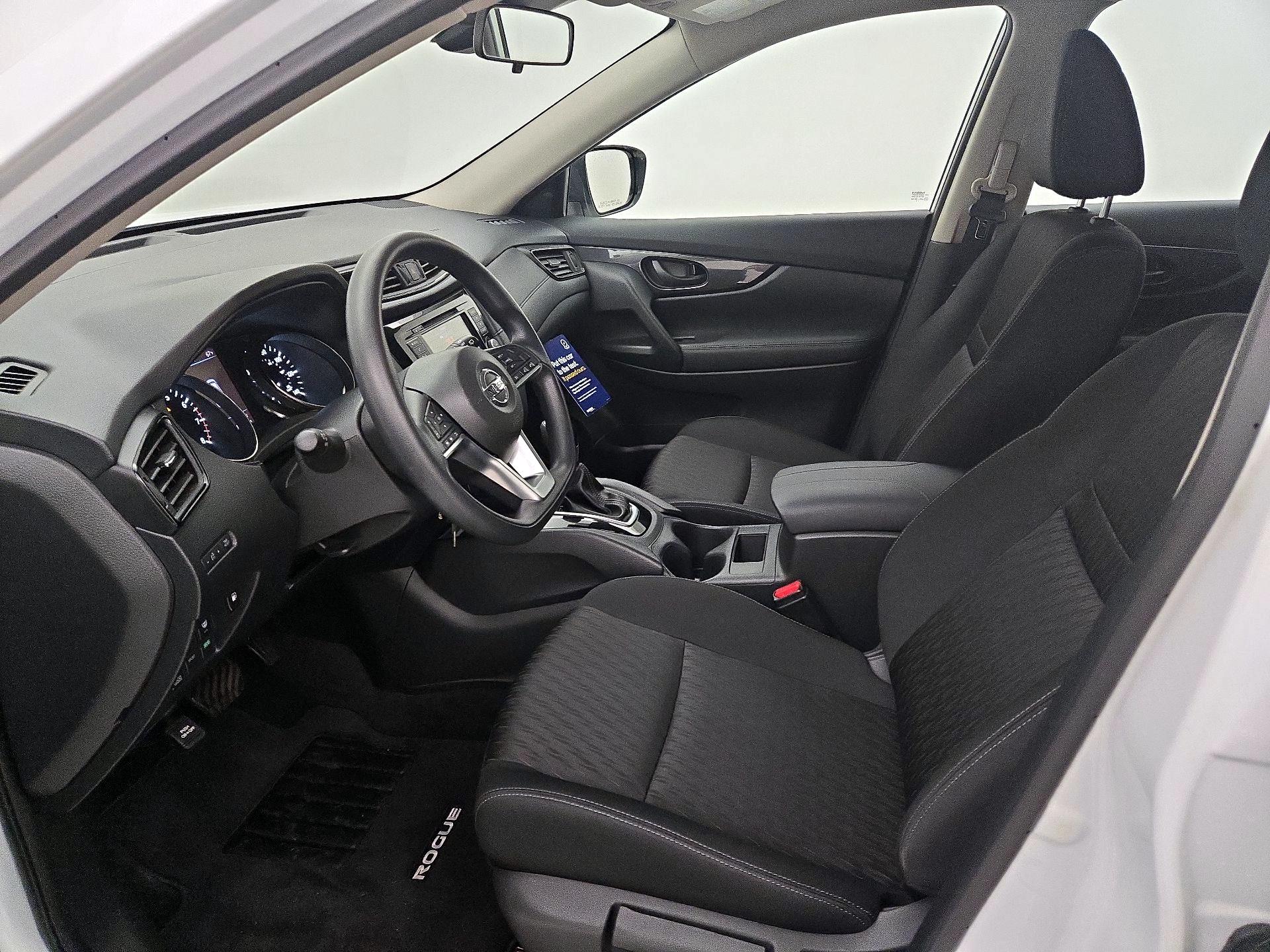 Thumbnail: 2020 Nissan Rogue - 11