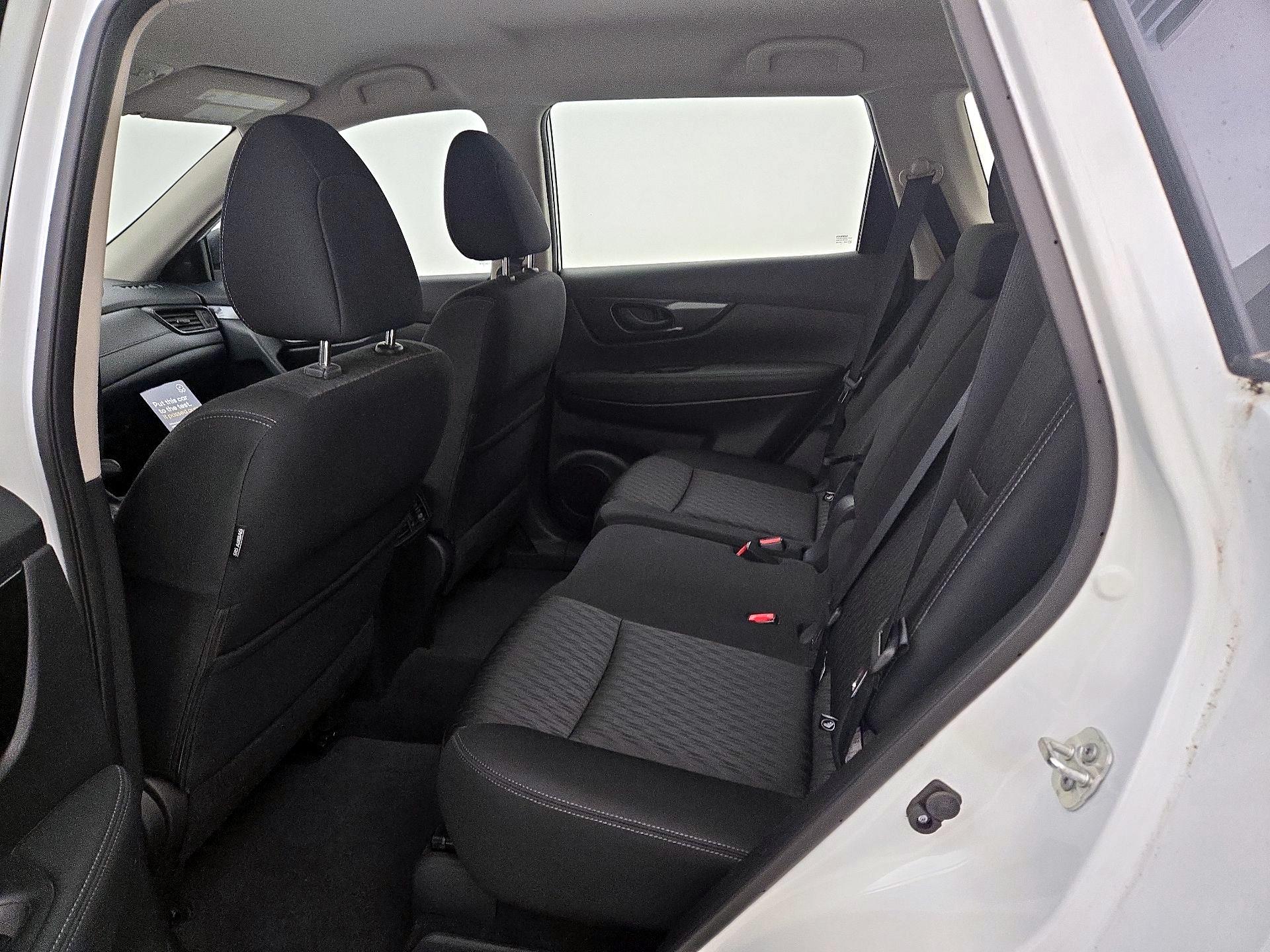 Thumbnail: 2020 Nissan Rogue - 19