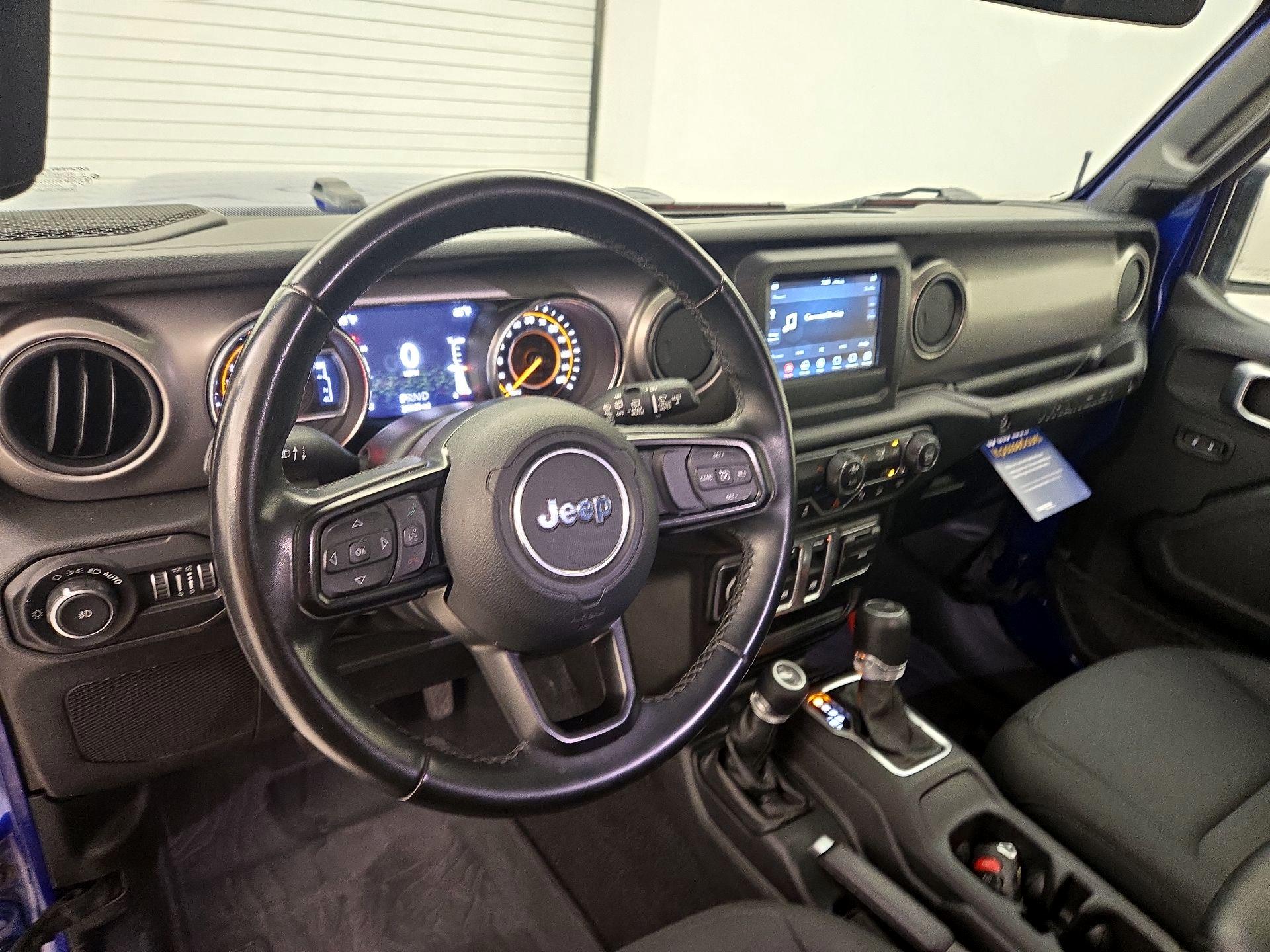 Thumbnail: 2020 Jeep Wrangler - 9