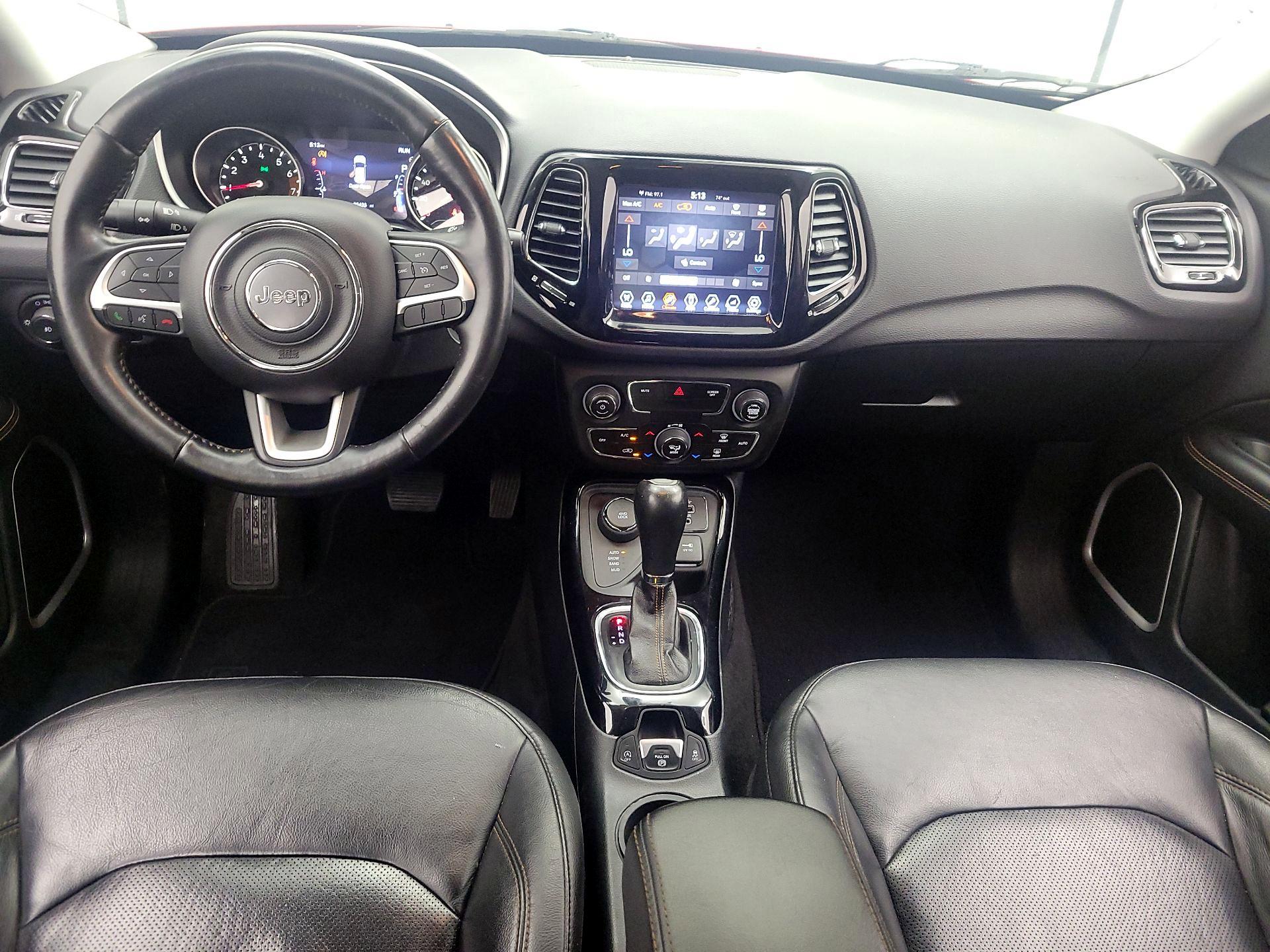 Thumbnail: 2018 Jeep Compass - 9