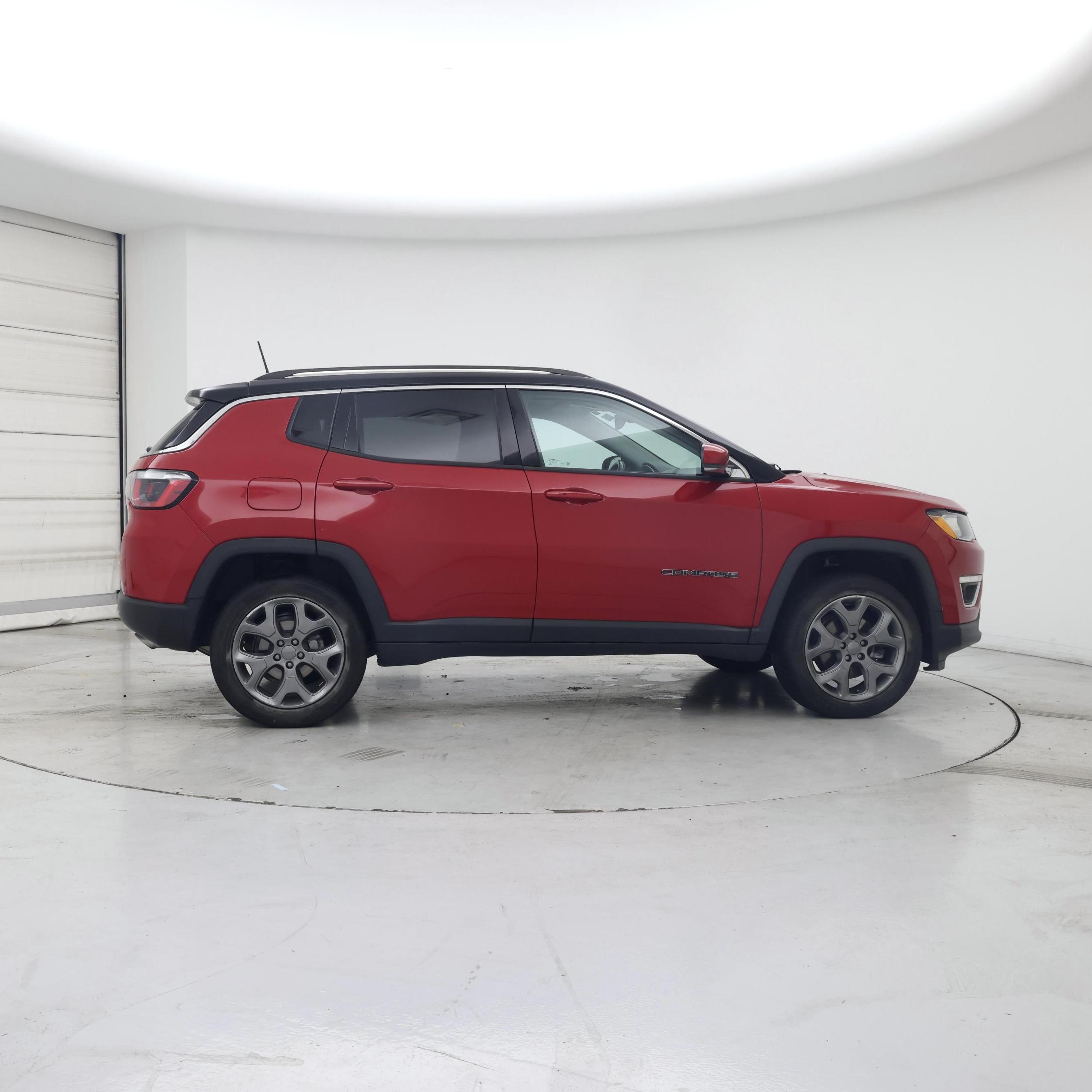 Thumbnail: 2018 Jeep Compass - 7