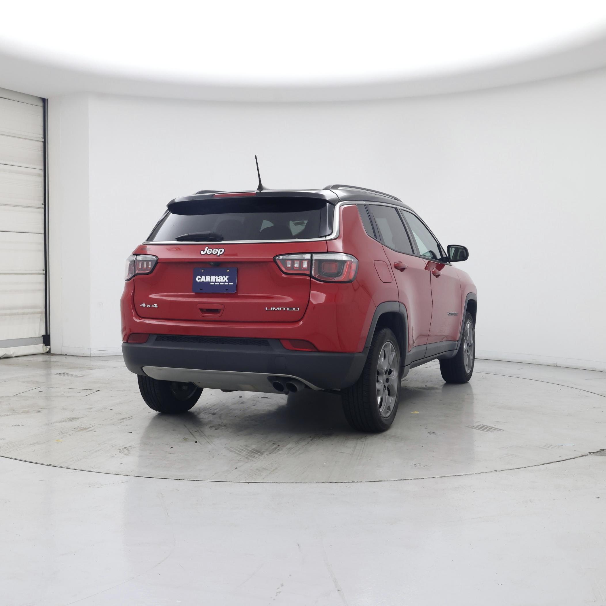 Thumbnail: 2018 Jeep Compass - 8