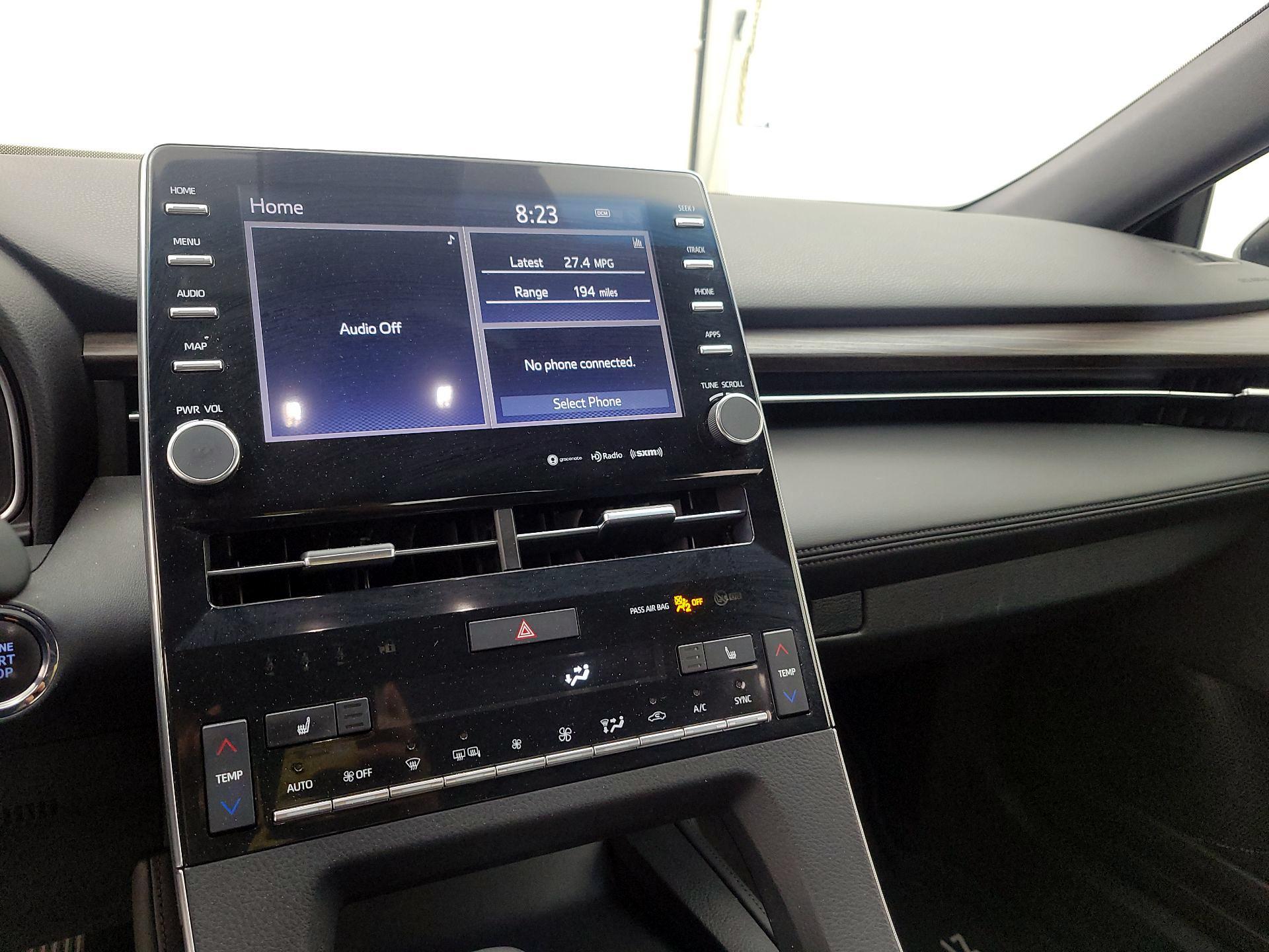 Thumbnail: 2019 Toyota Avalon - 16
