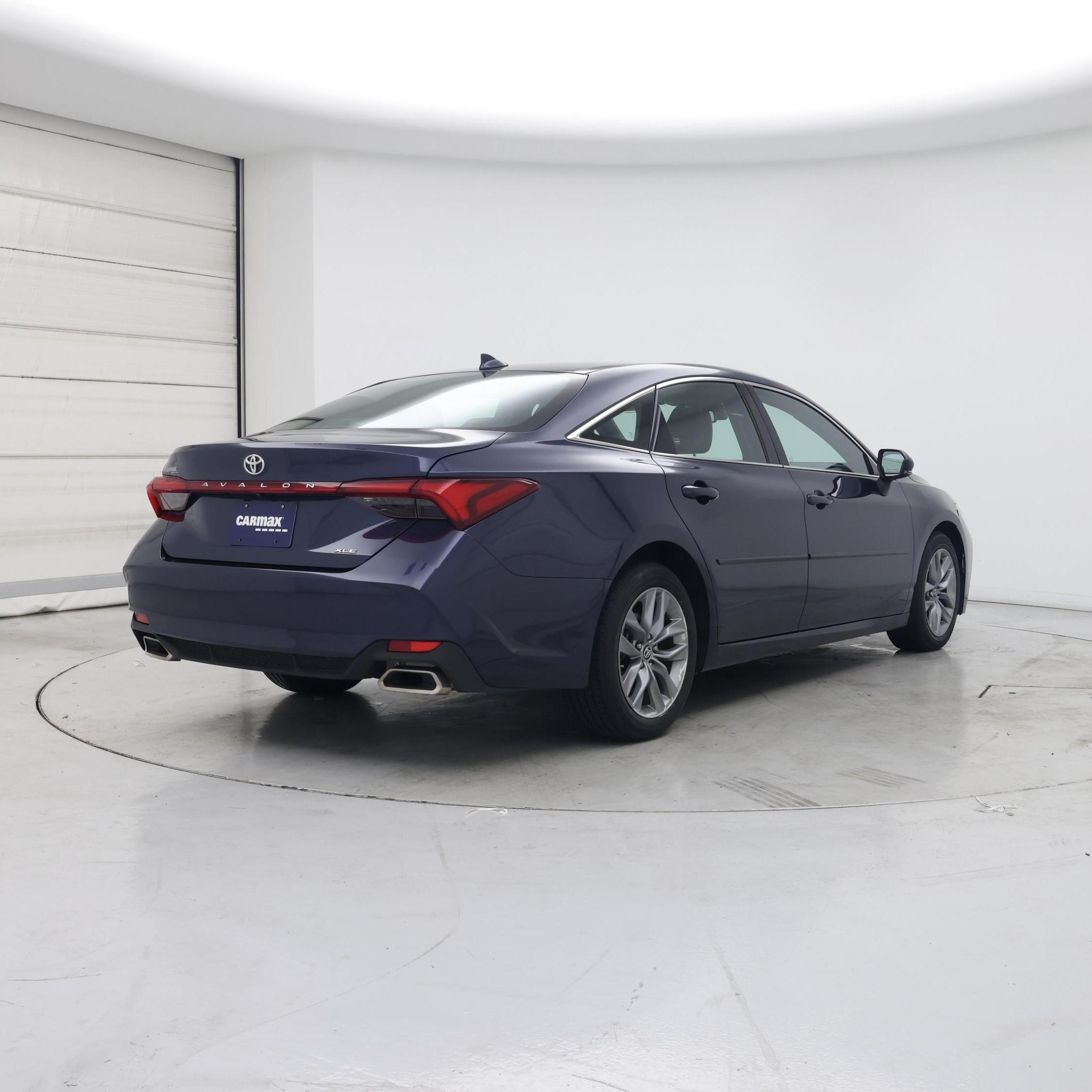 Thumbnail: 2019 Toyota Avalon - 8
