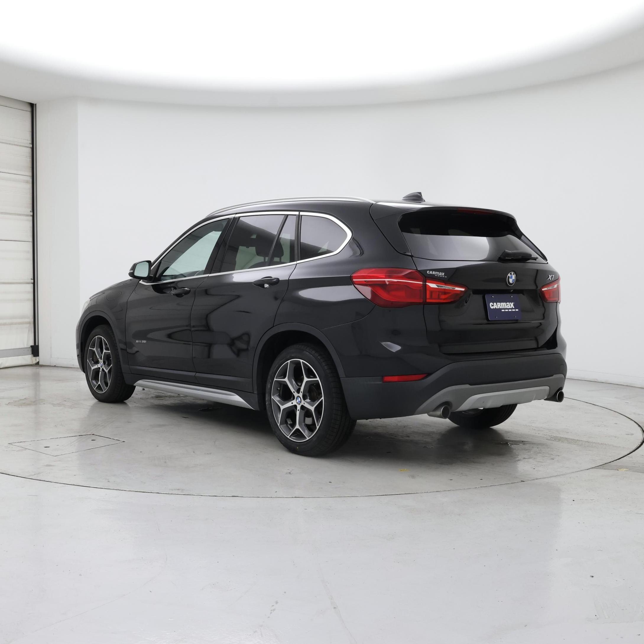 Thumbnail: 2018 BMW X1 - 2