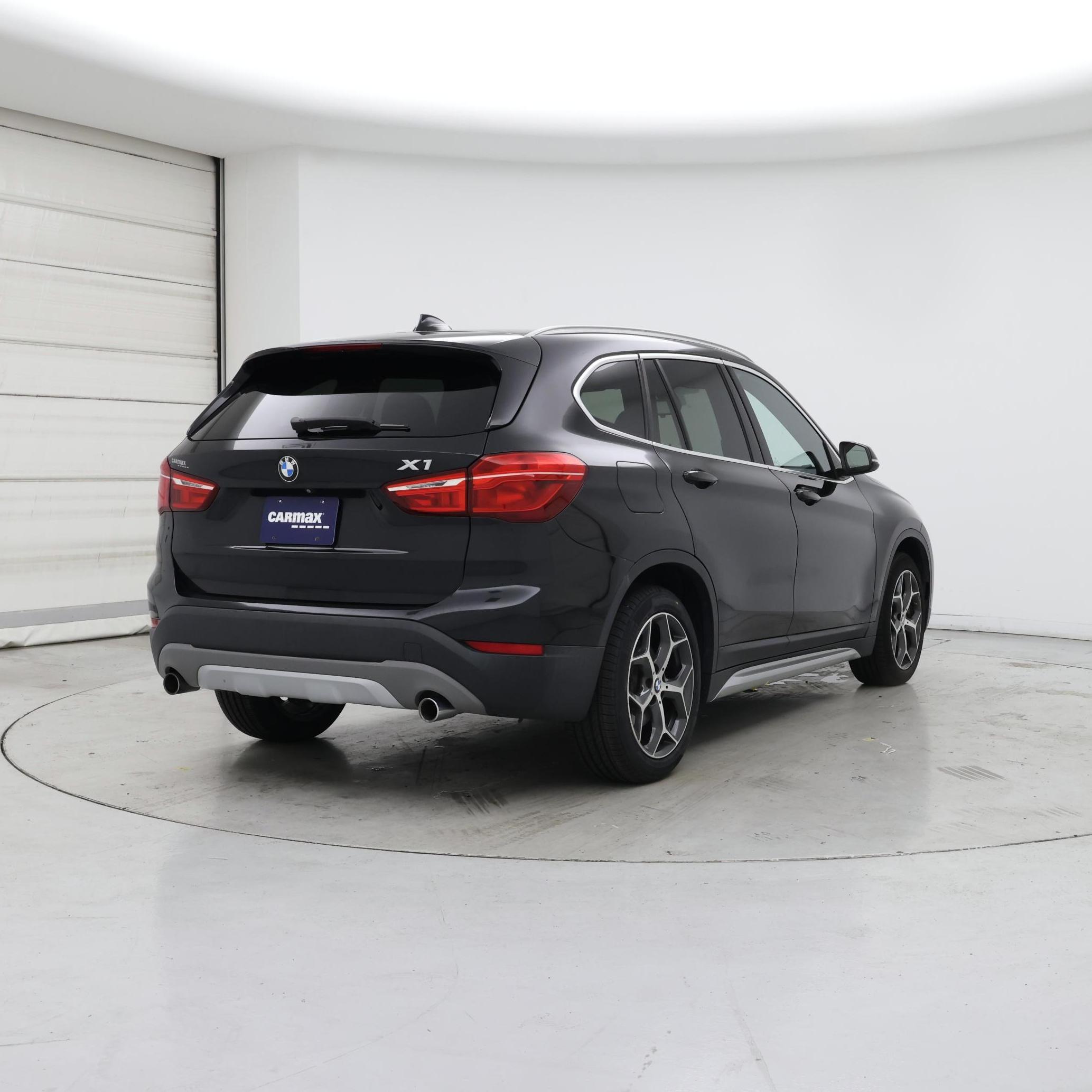 Thumbnail: 2018 BMW X1 - 8