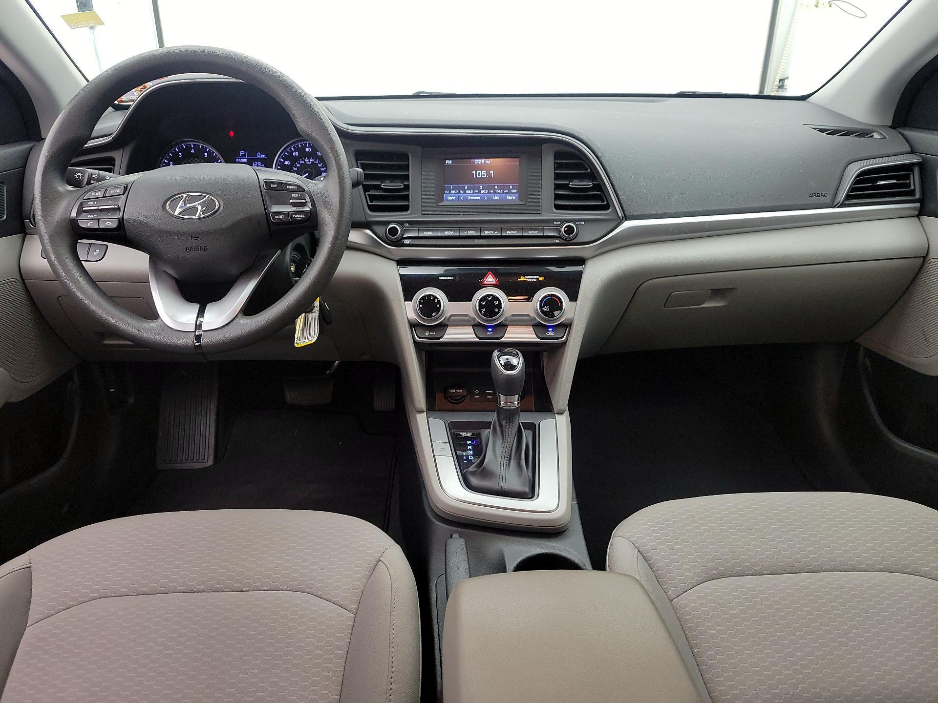 Thumbnail: 2019 Hyundai Elantra - 9