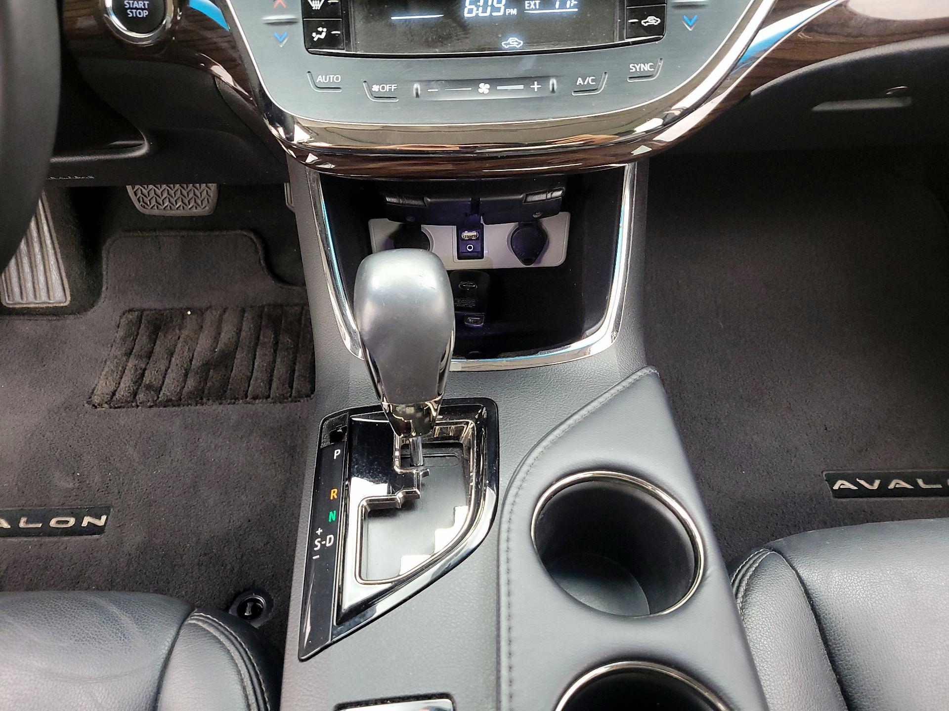 Thumbnail: 2014 Toyota Avalon - 17