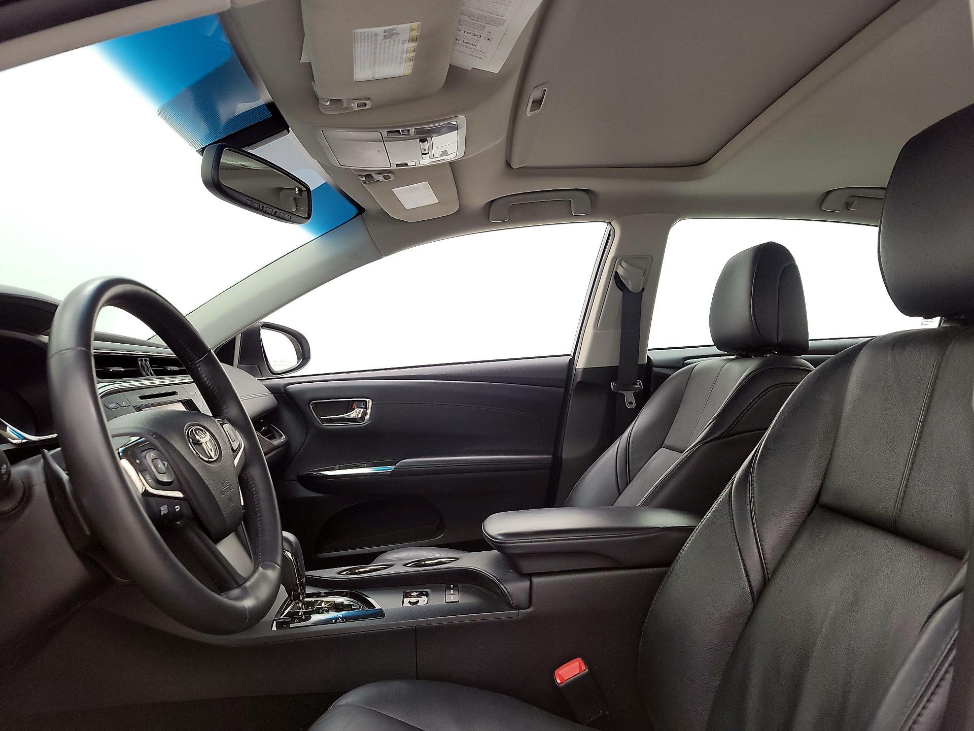 Thumbnail: 2014 Toyota Avalon - 19