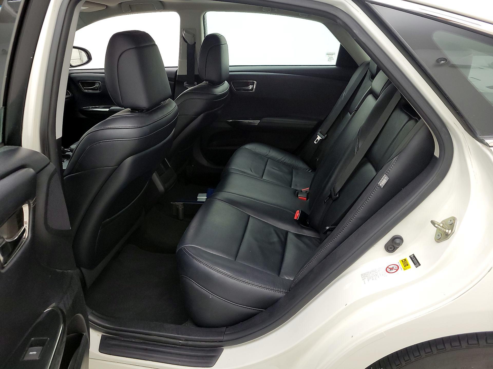 Thumbnail: 2014 Toyota Avalon - 20