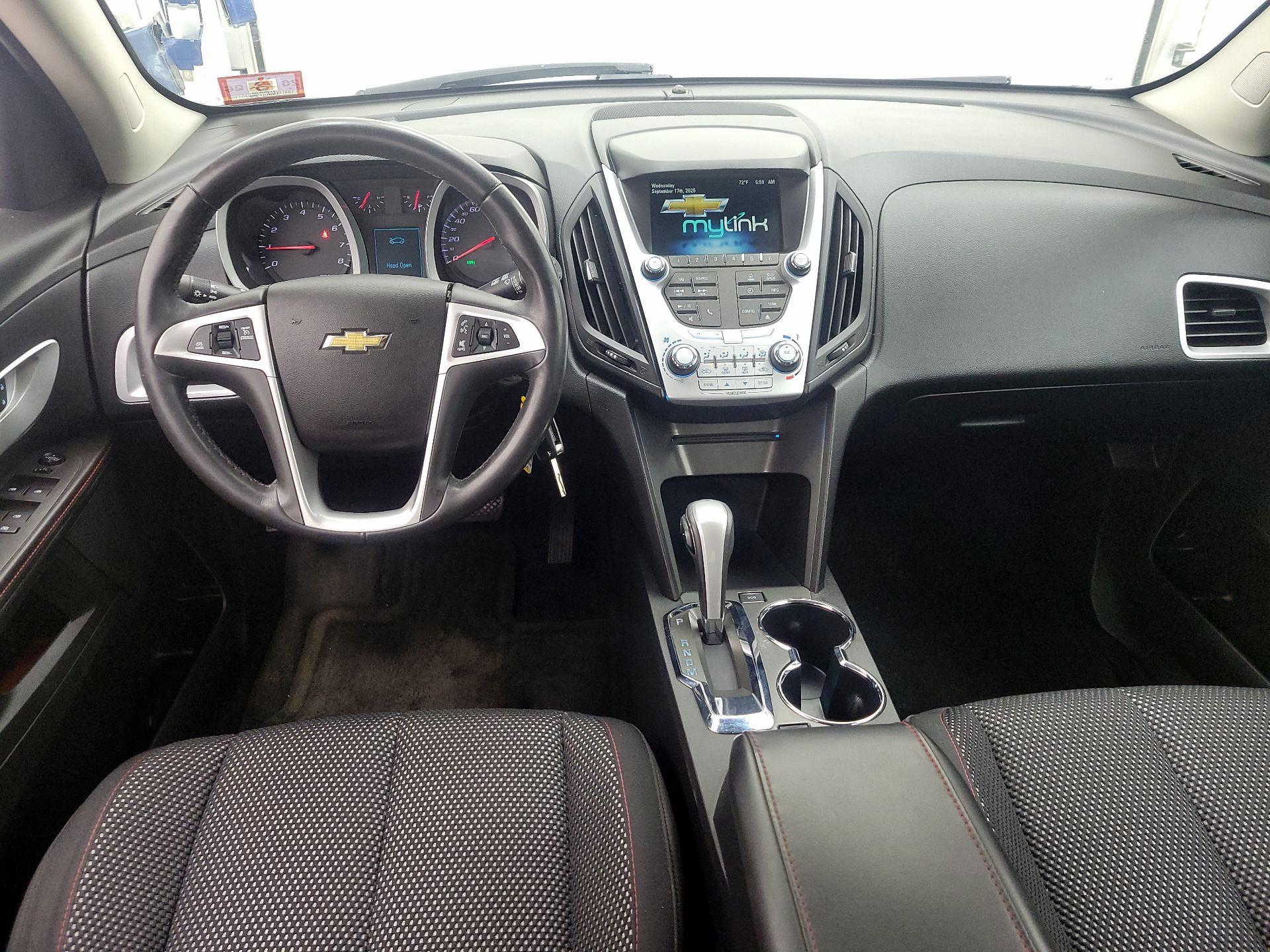 Thumbnail: 2015 Chevrolet Equinox - 9