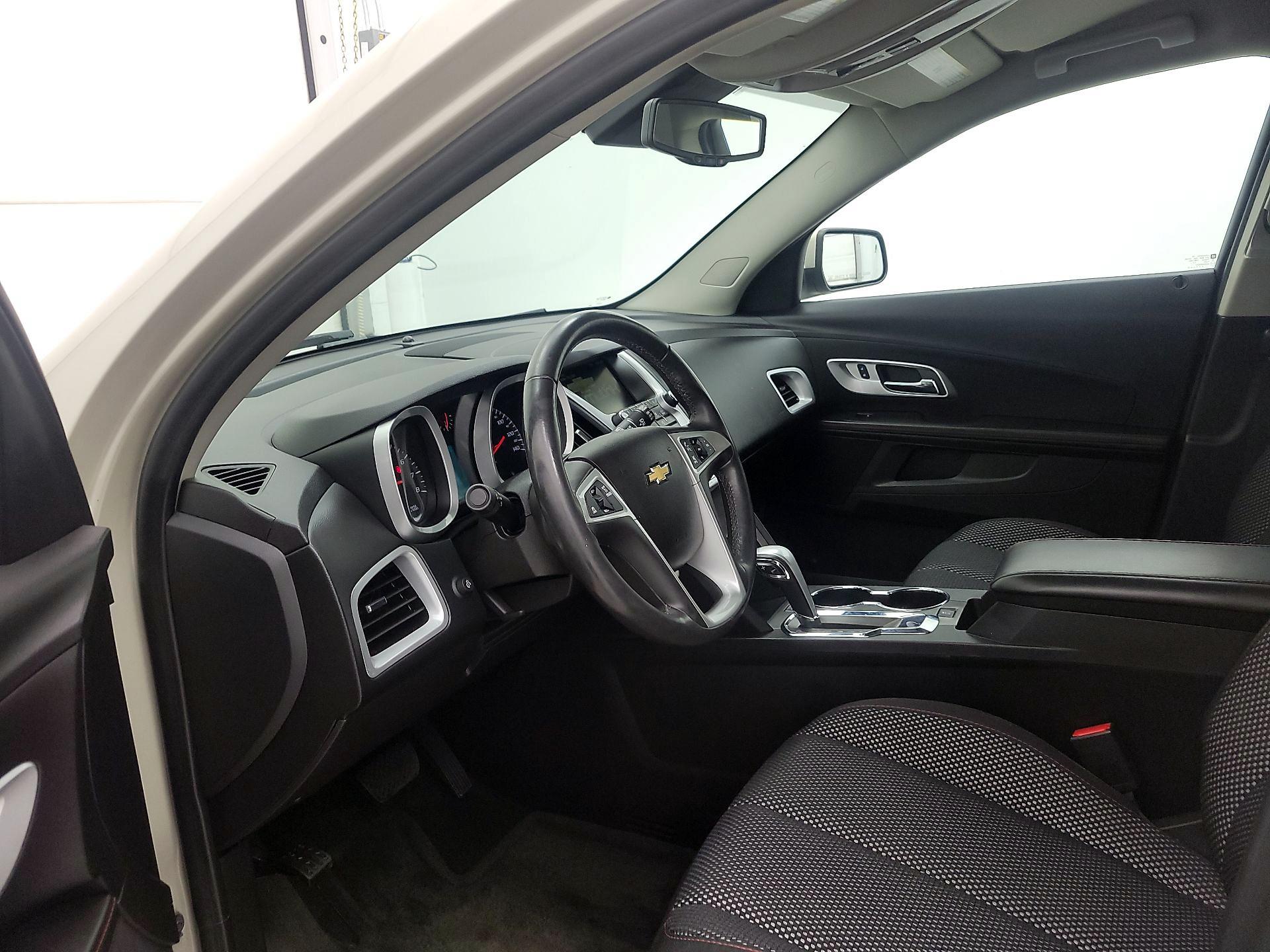 Thumbnail: 2015 Chevrolet Equinox - 11
