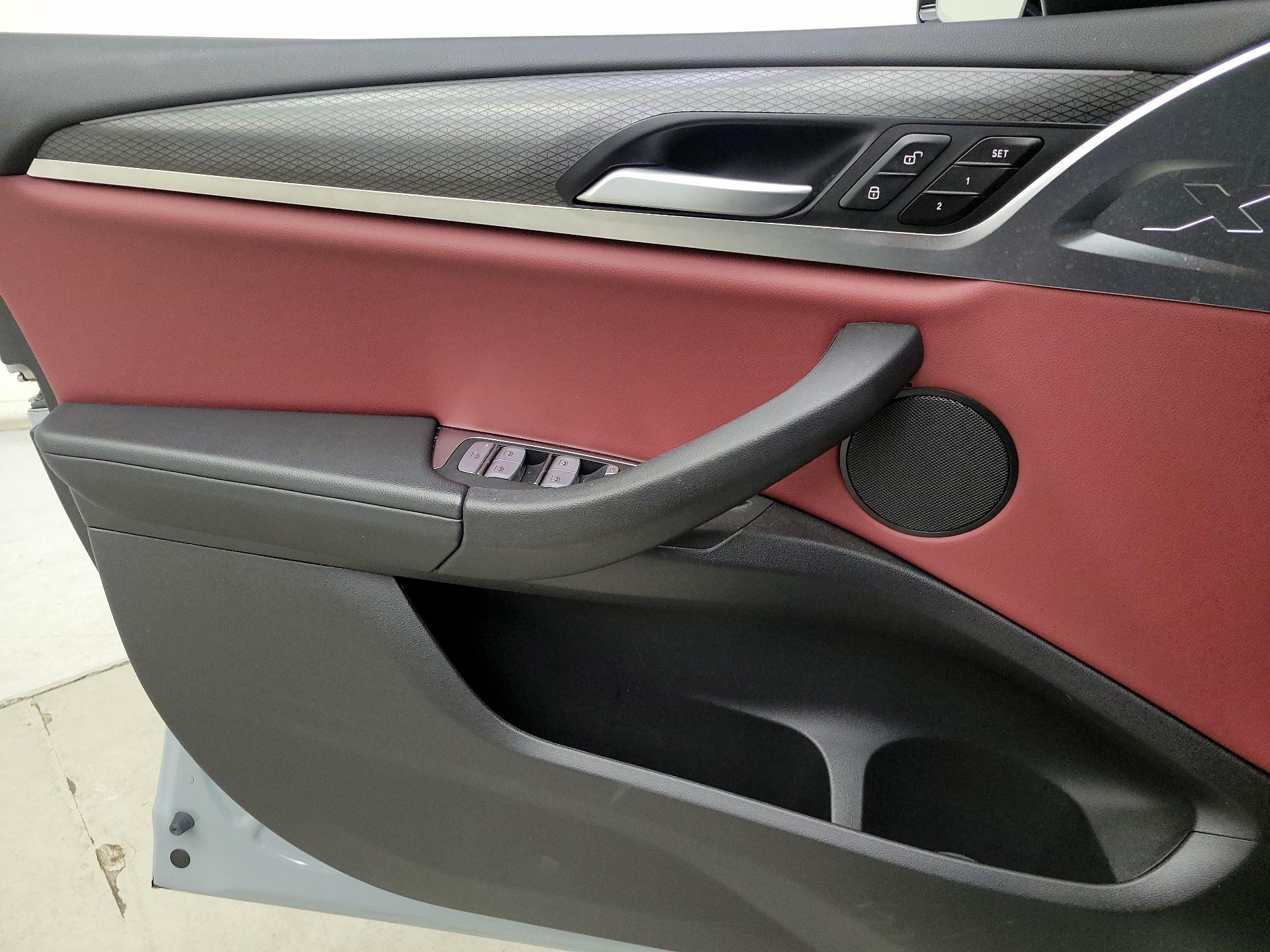 Thumbnail: 2023 BMW X3 - 12