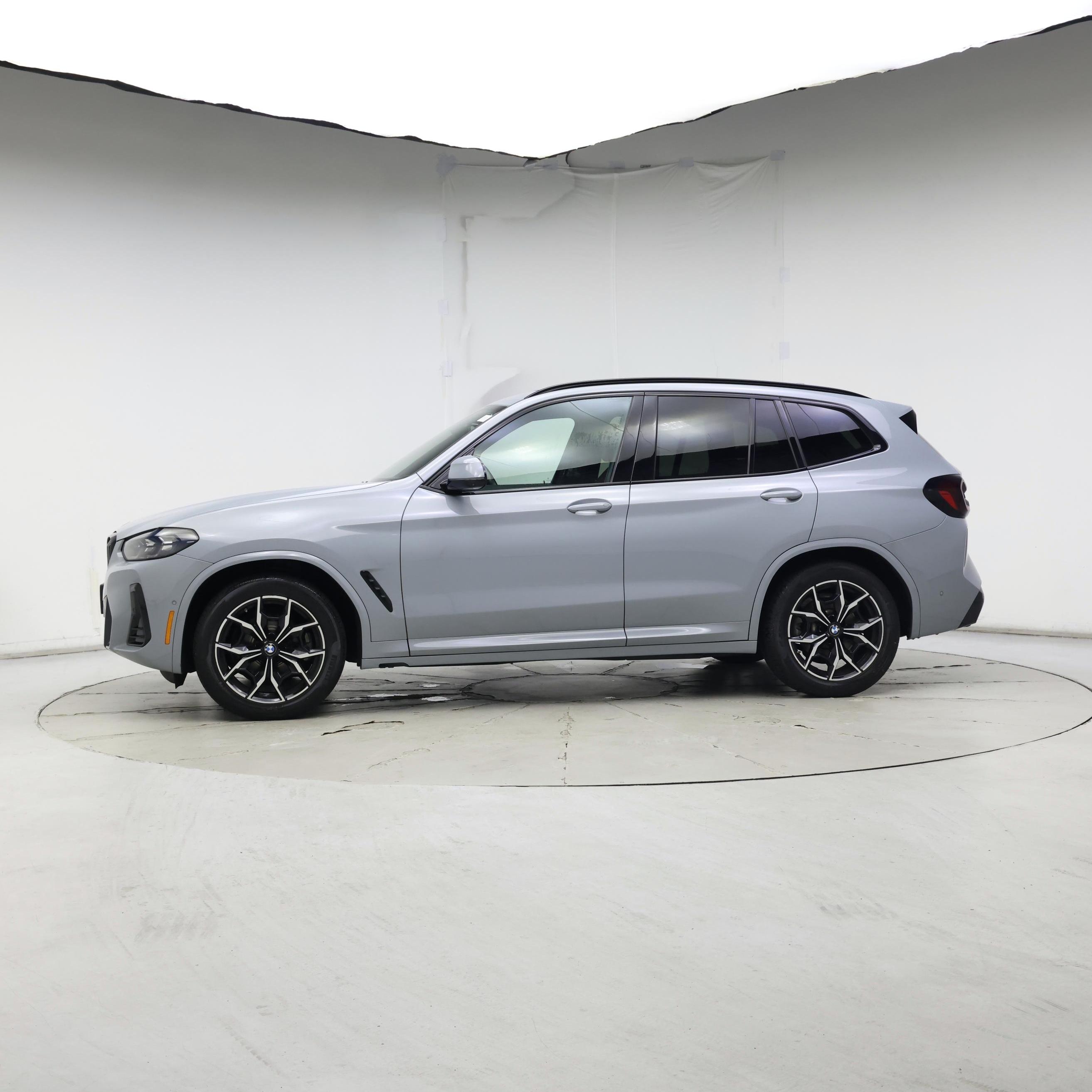 Thumbnail: 2023 BMW X3 - 3