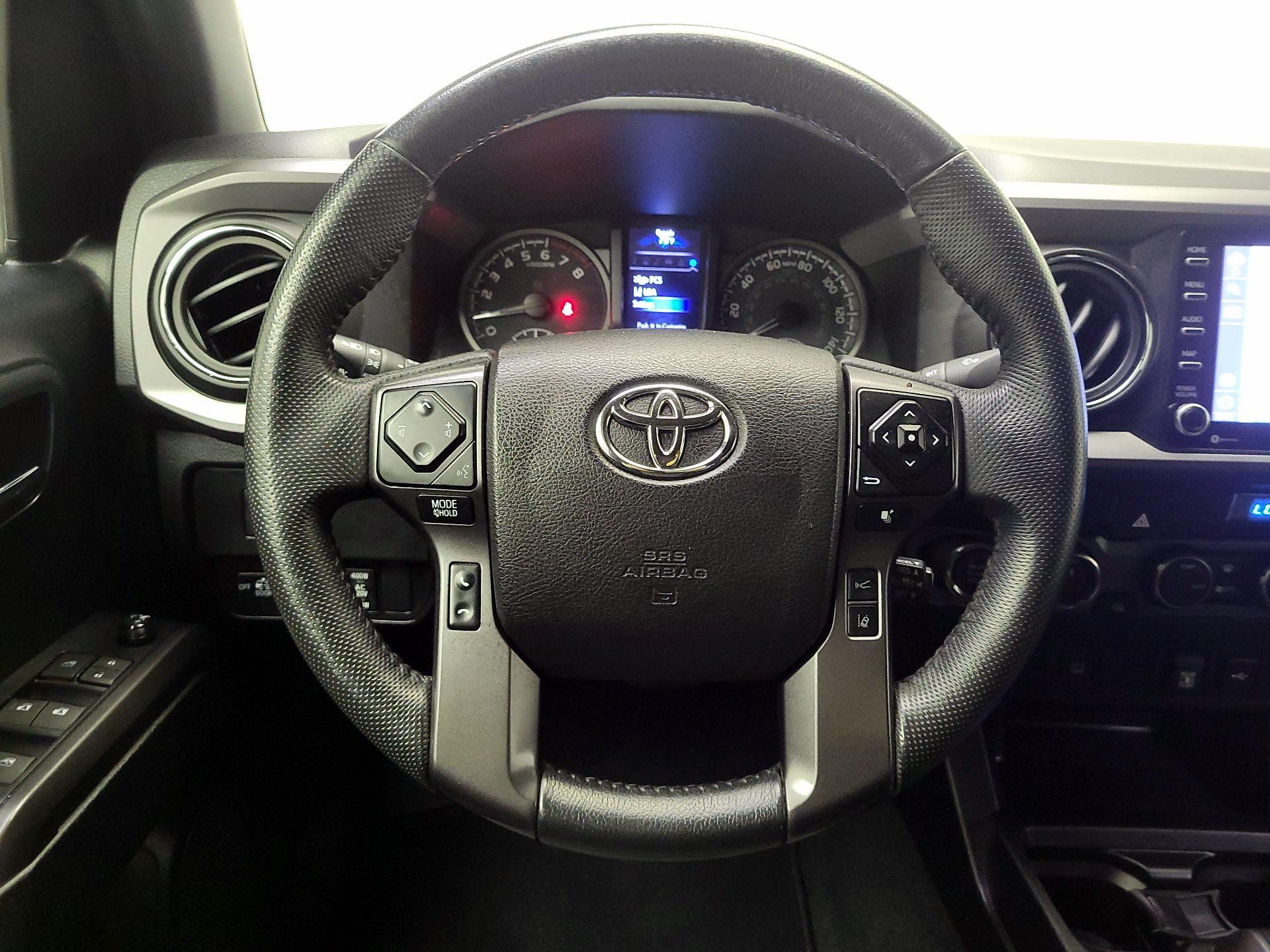Thumbnail: 2022 Toyota Tacoma - 10