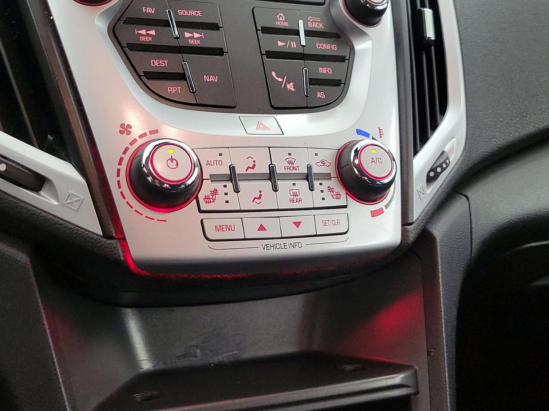 Thumbnail: 2016 GMC Terrain - 16