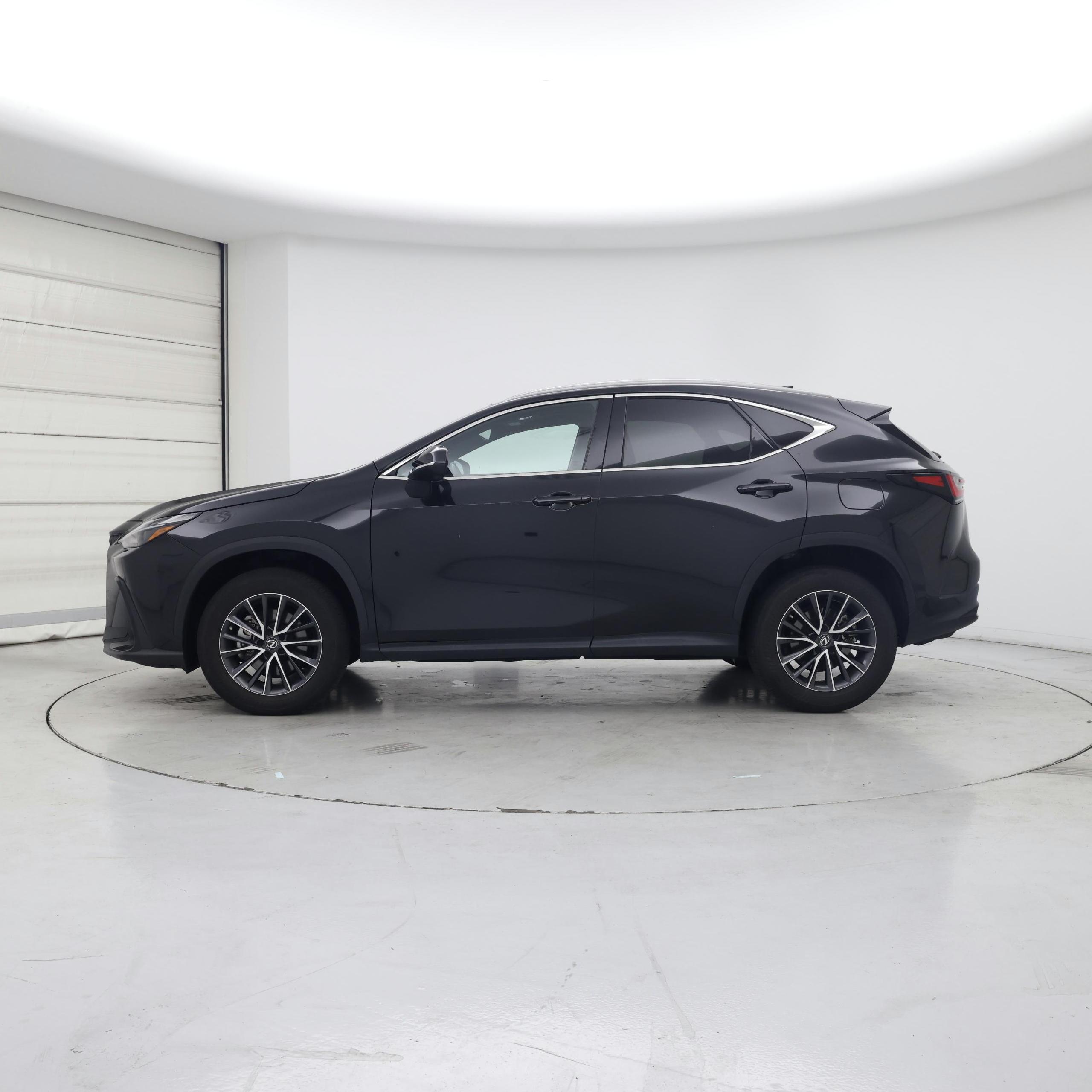 Thumbnail: 2022 Lexus NX - 3