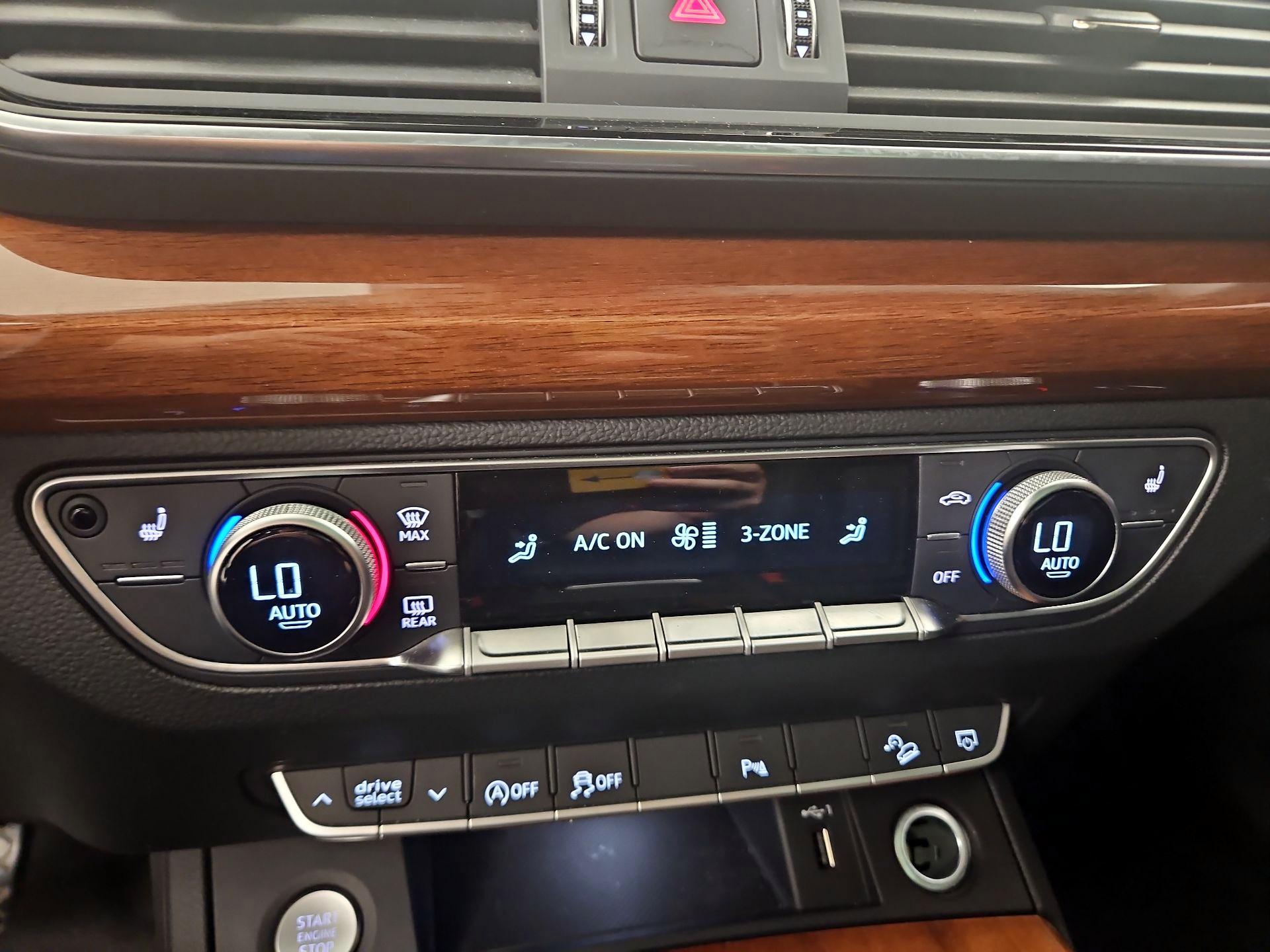 Thumbnail: 2021 Audi Q5 - 16