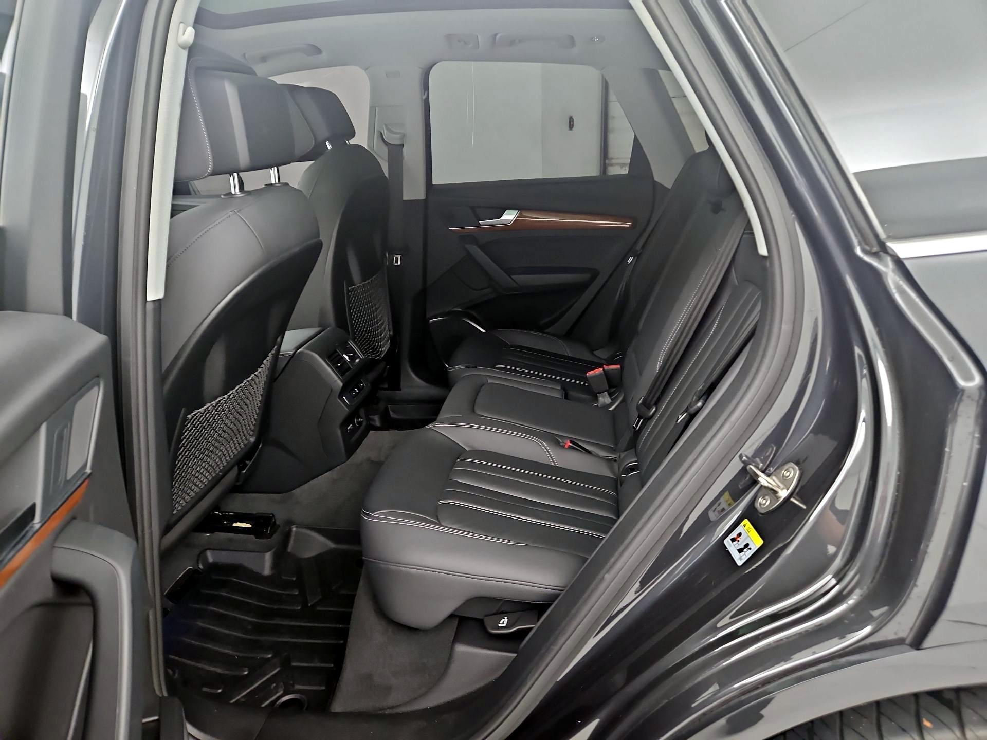 Thumbnail: 2021 Audi Q5 - 20