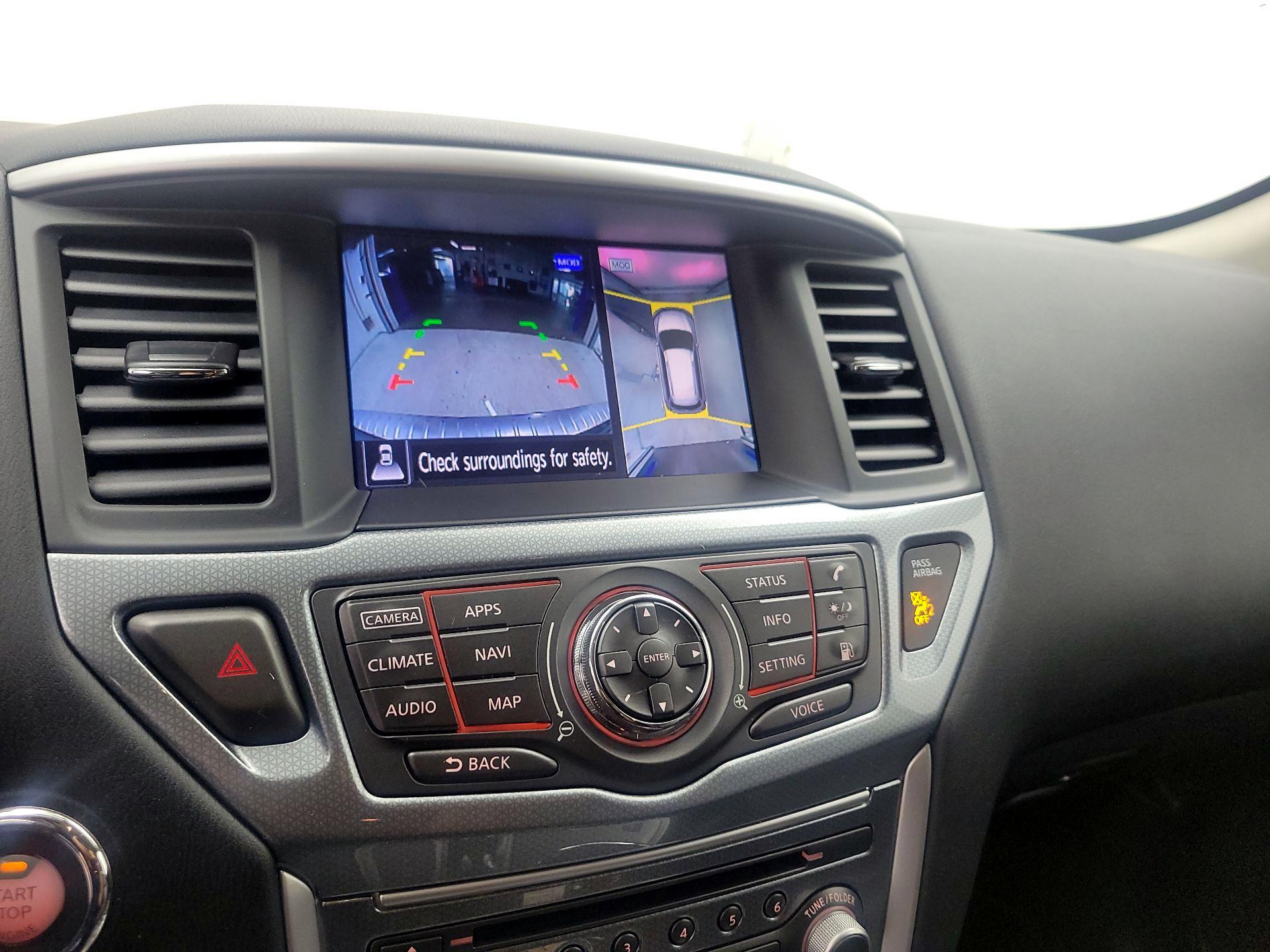 Thumbnail: 2019 Nissan Pathfinder - 14